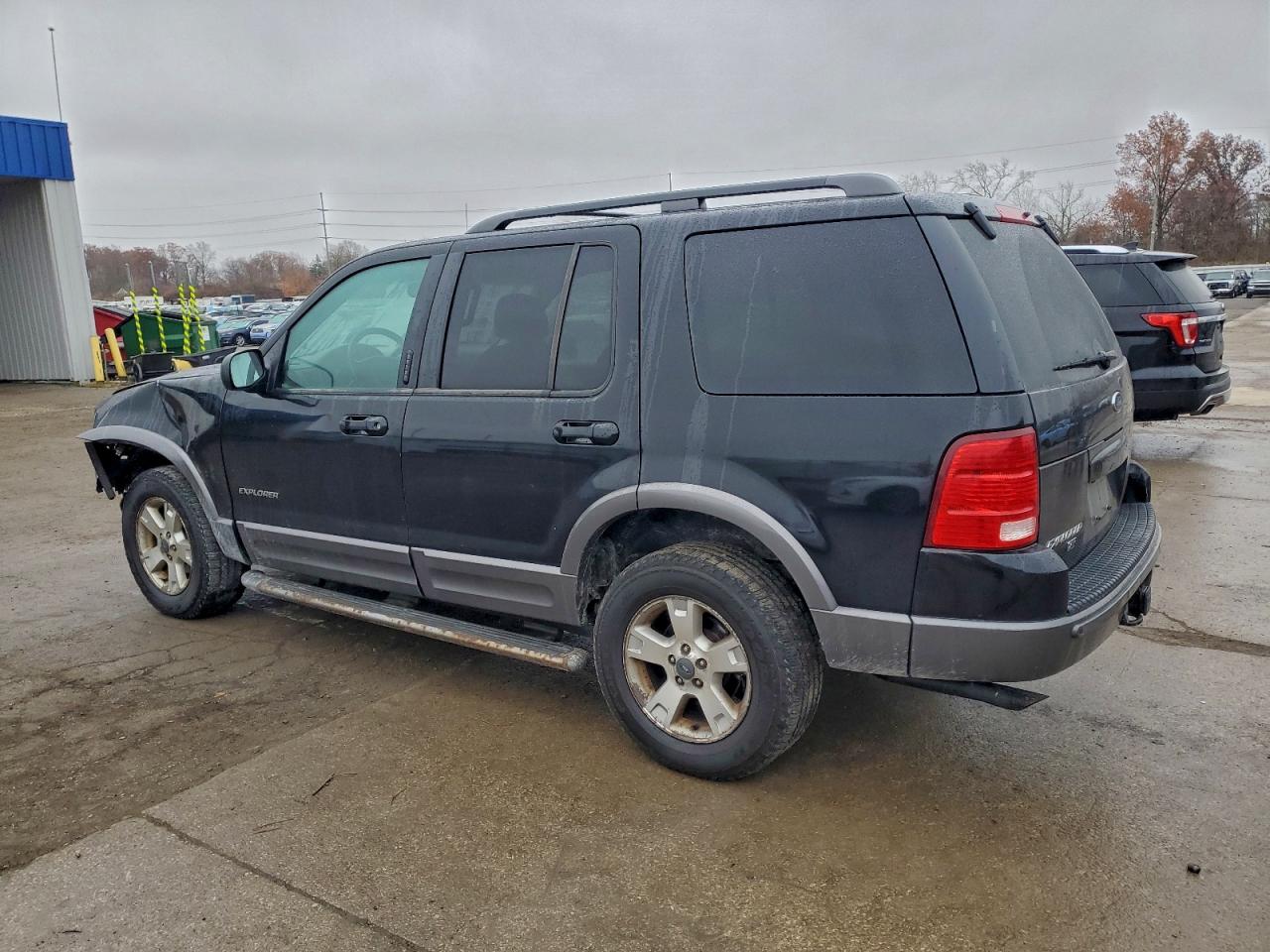 2002 Ford Explorer Xlt Black vin: 1FMZU73E92UC75238