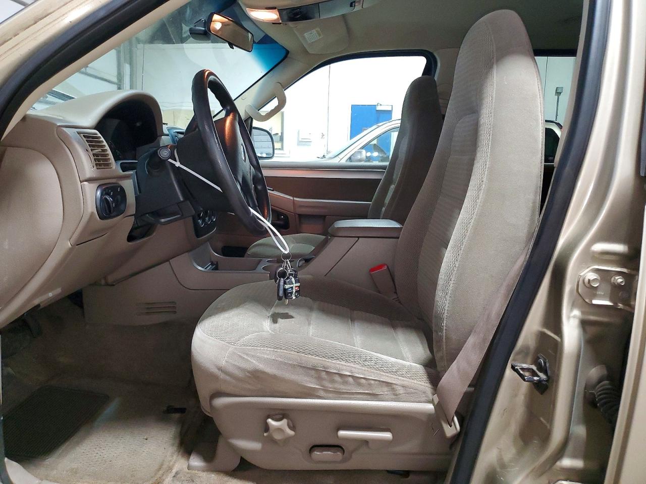 2002 Ford Explorer Xlt Gold vin: 1FMZU73E92ZA39479