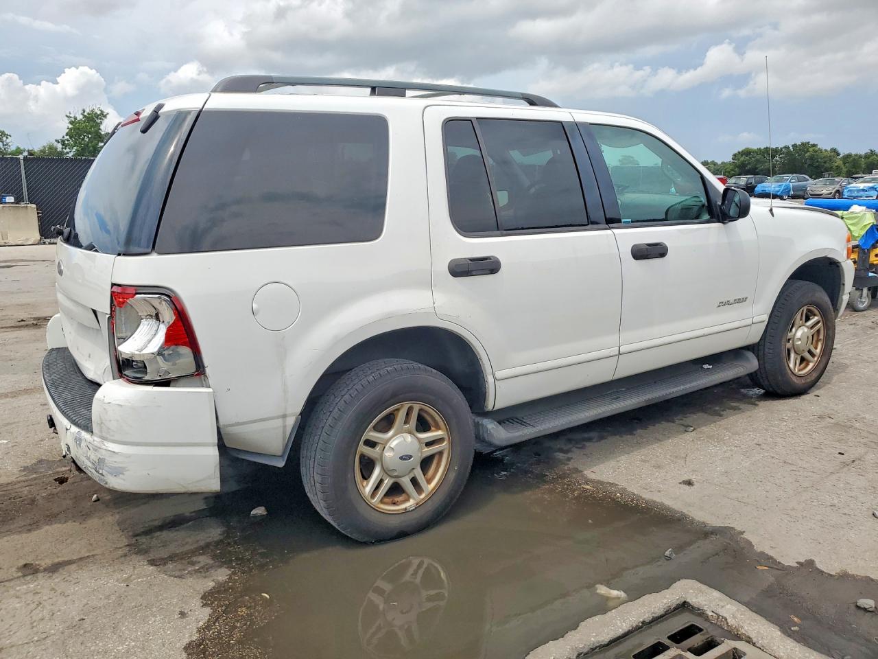 2004 Ford Explorer Белый vin: 1FMZU73E94ZB00462