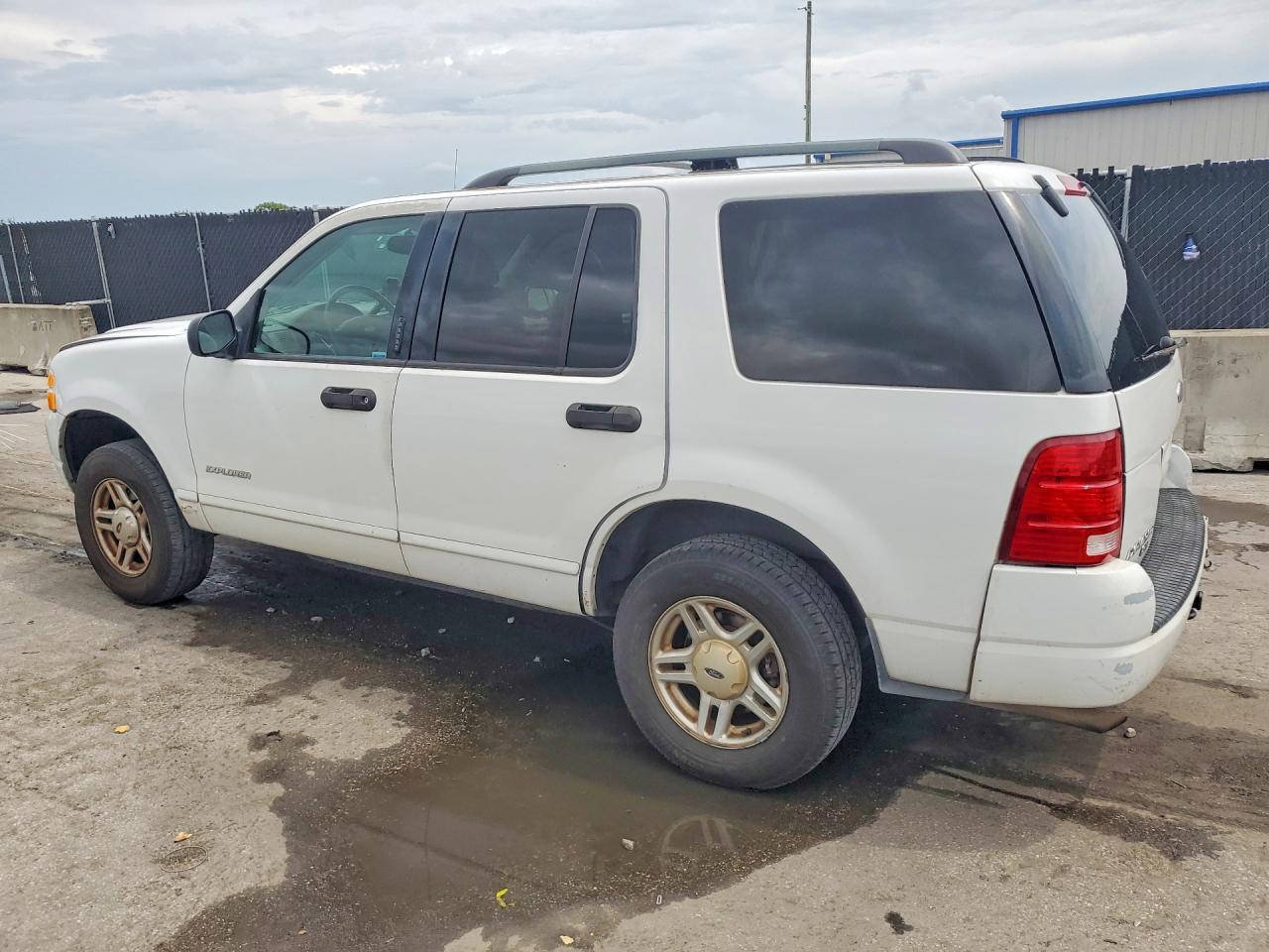 2004 Ford Explorer Белый vin: 1FMZU73E94ZB00462