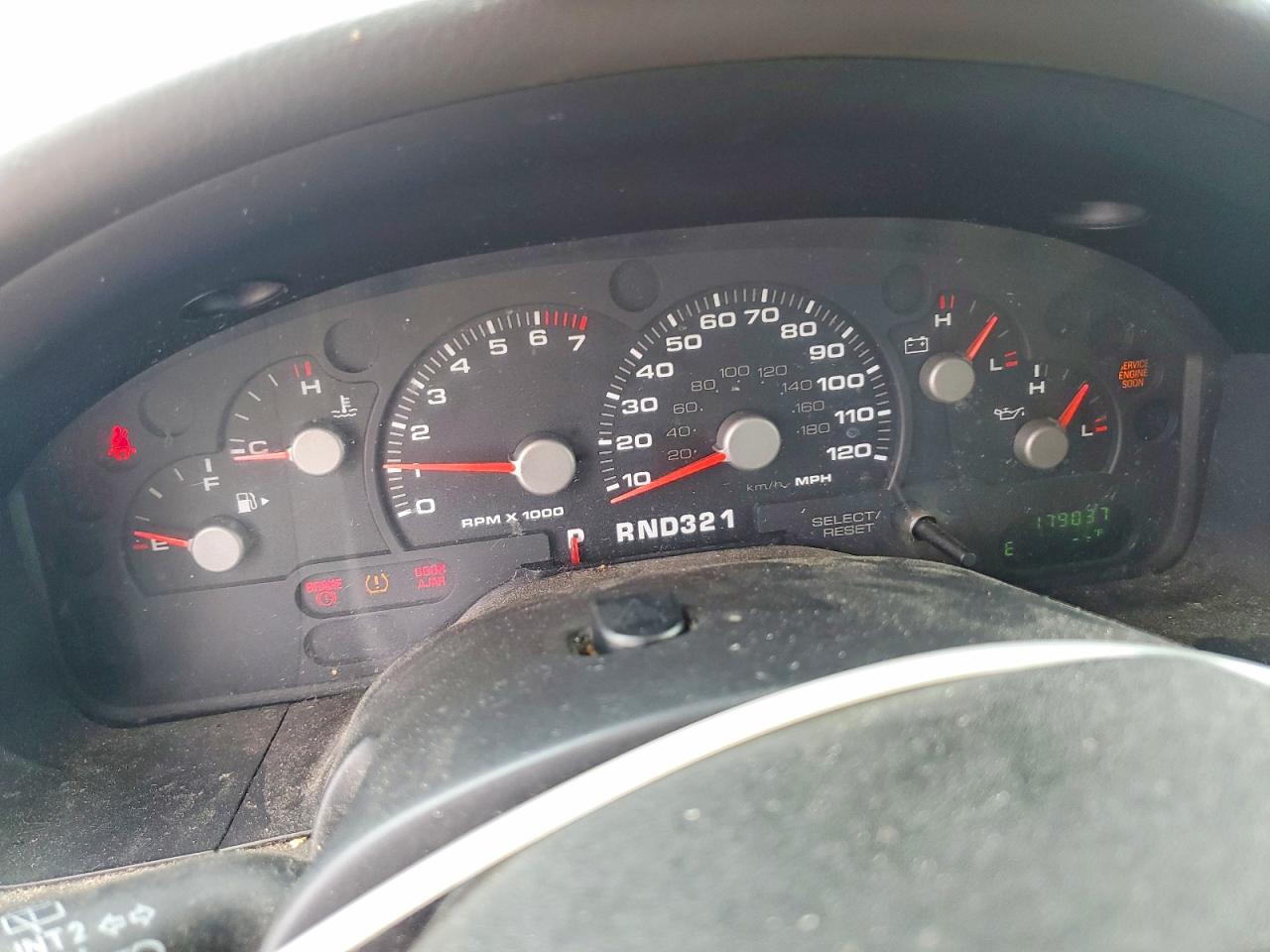 2004 Ford Explorer Белый vin: 1FMZU73E94ZB00462