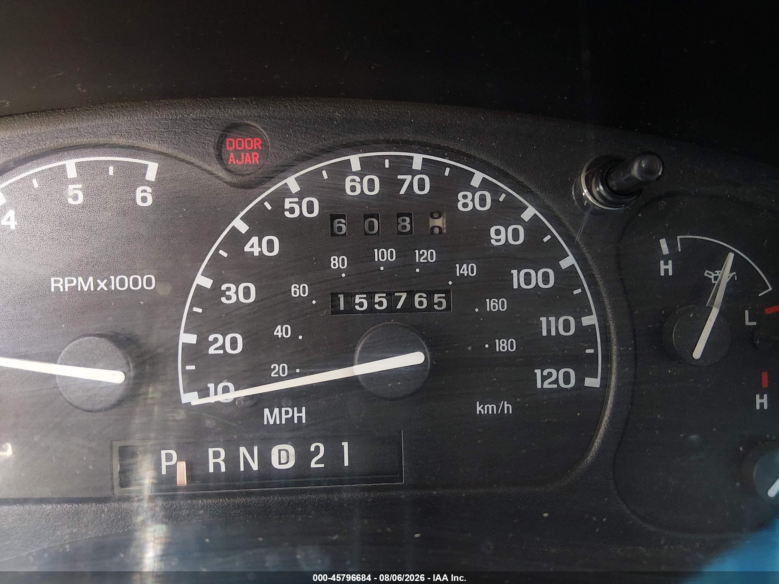 2000 Ford Explorer Xlt Red vin: 1FMZU73E9YZB28493
