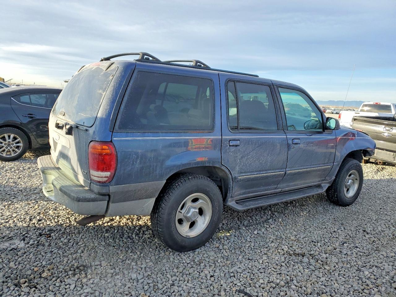 2000 Ford Explorer Xlt Синий vin: 1FMZU73E9YZC49766