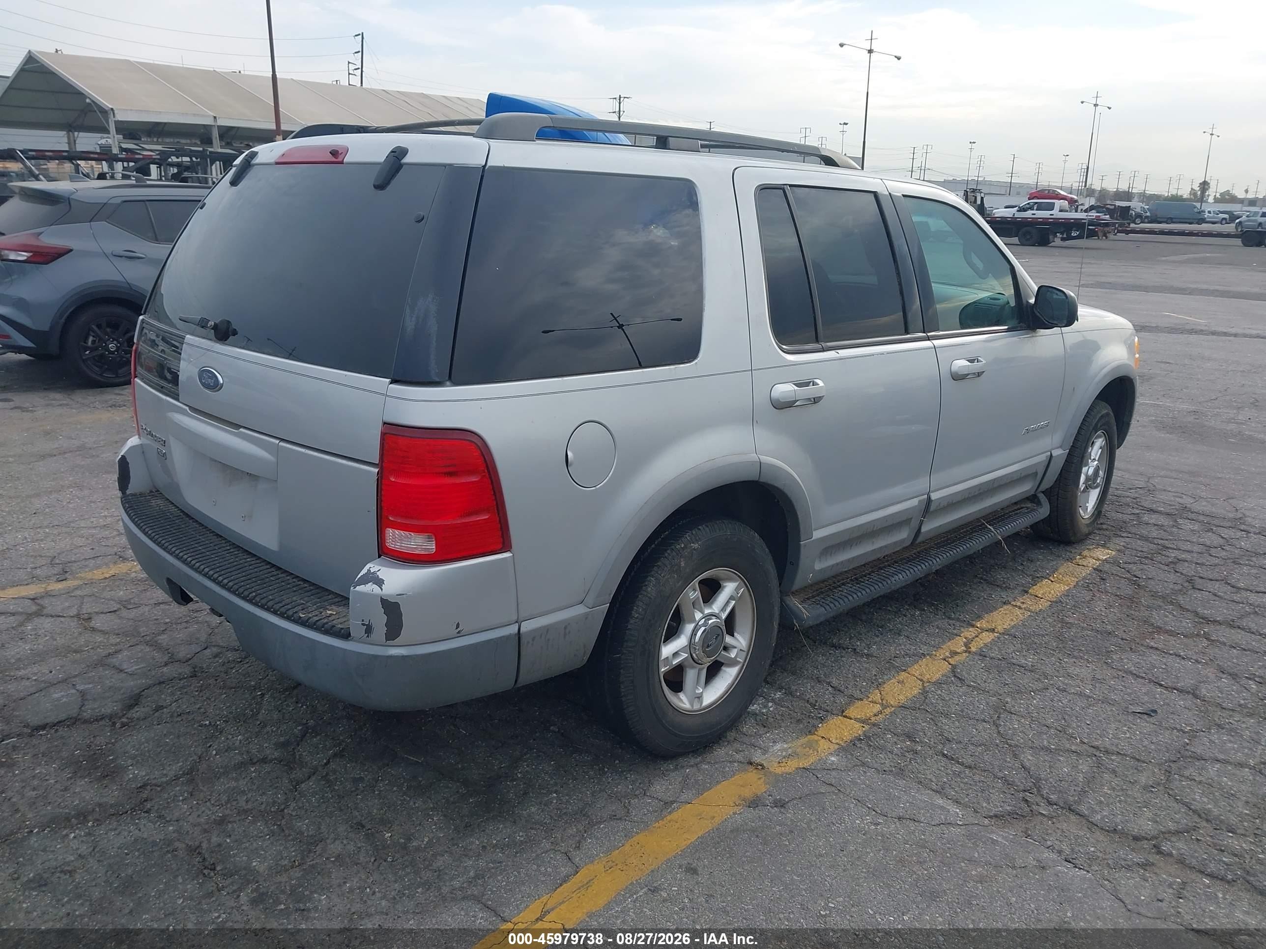 2002 Ford Explorer Xlt Silver vin: 1FMZU73EX2UB70255