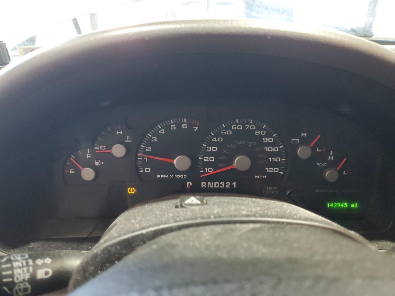 2005 Ford Explorer Xlt Белый vin: 1FMZU73EX5UB50737