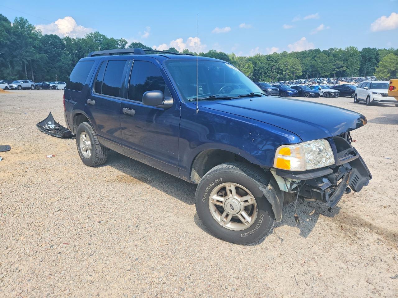 2005 Ford Explorer Xlt Blue vin: 1FMZU73K05UB08583