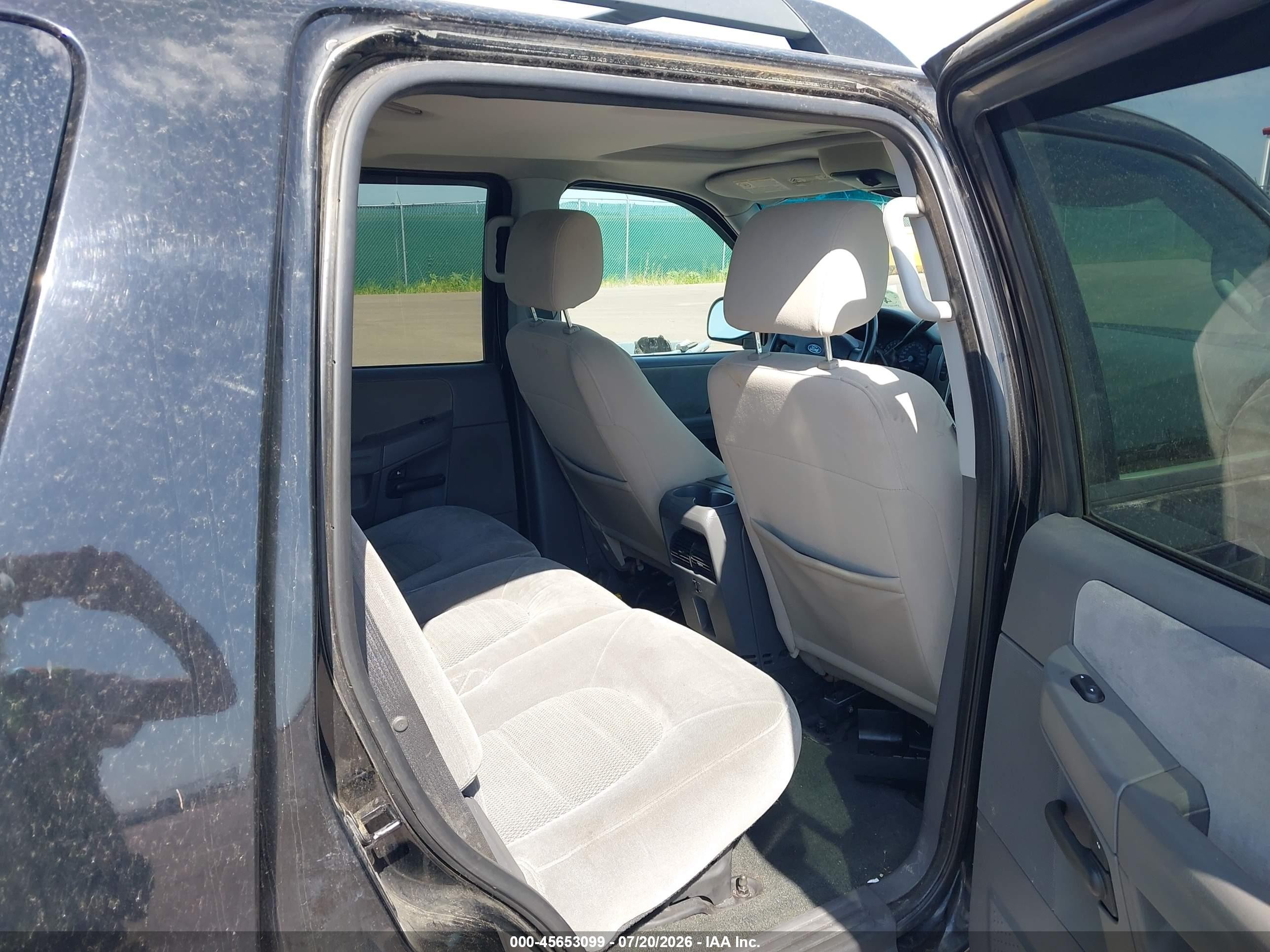 2005 Ford Explorer Xlt/xlt Sport Black vin: 1FMZU73K05UB37663