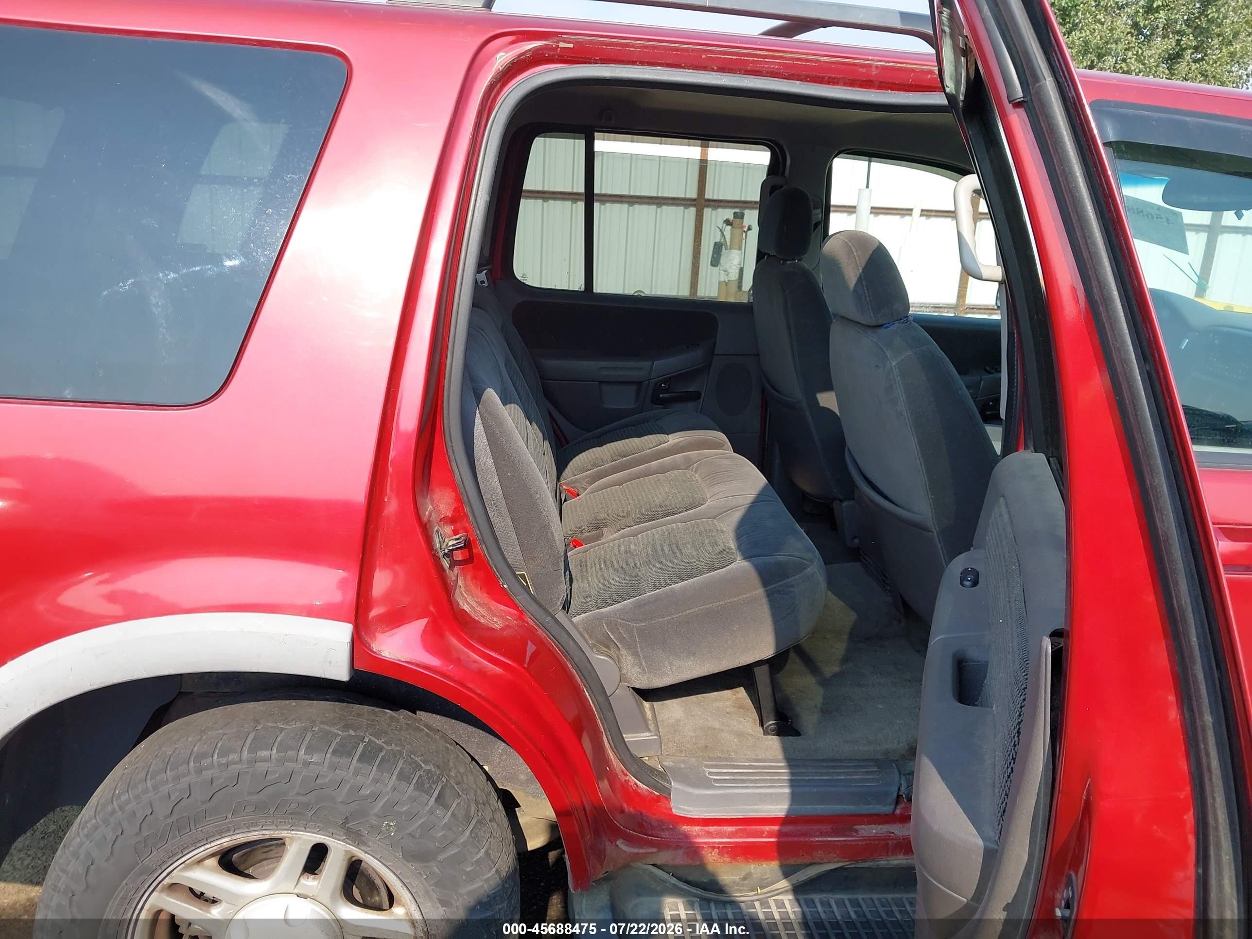 2002 Ford Explorer Xlt Red vin: 1FMZU73K12ZC68454
