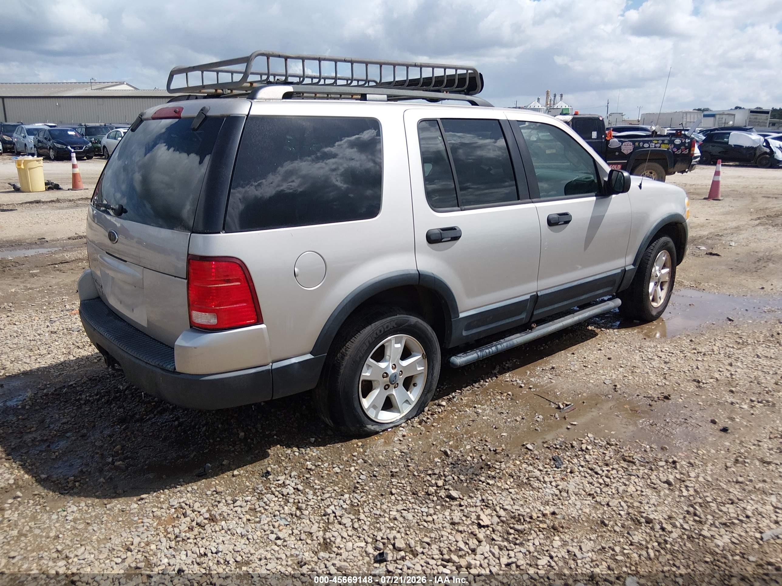 2003 Ford Explorer Nbx/xlt Silver vin: 1FMZU73K13UB21369