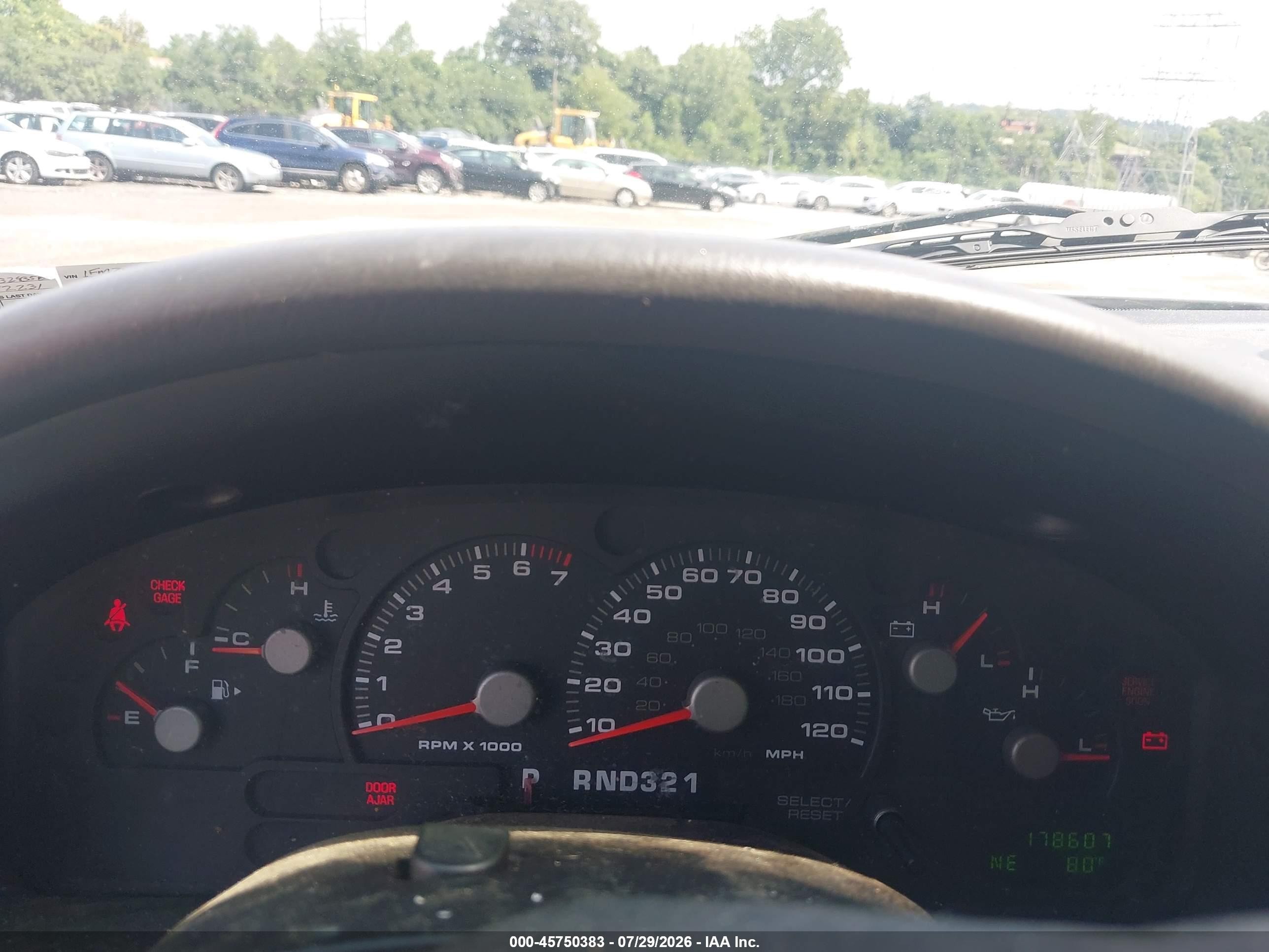 2004 Ford Explorer Nbx/xlt White vin: 1FMZU73K14UB29358