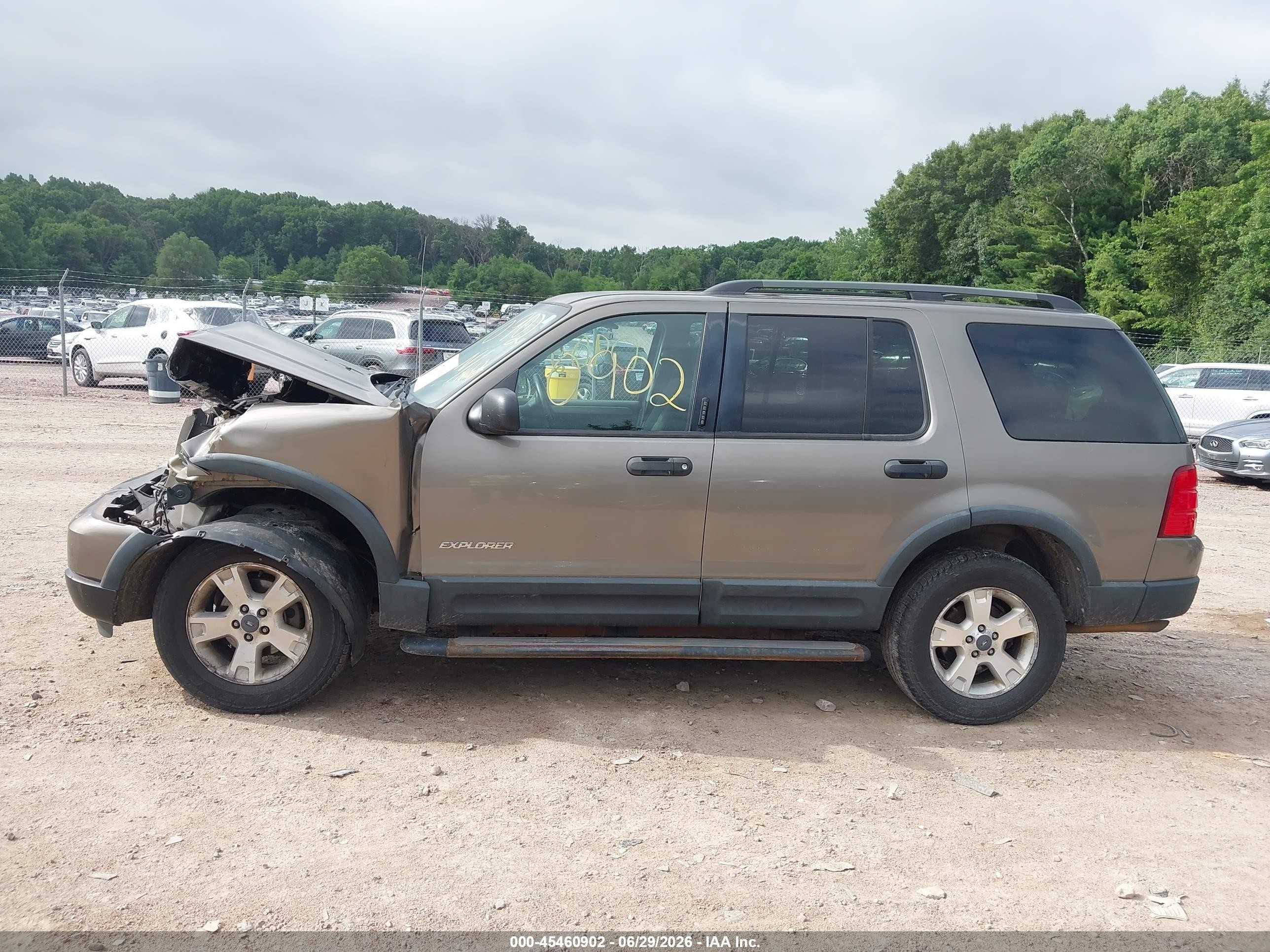 2004 Ford Explorer Nbx/xlt Бежевый vin: 1FMZU73K14ZB12269