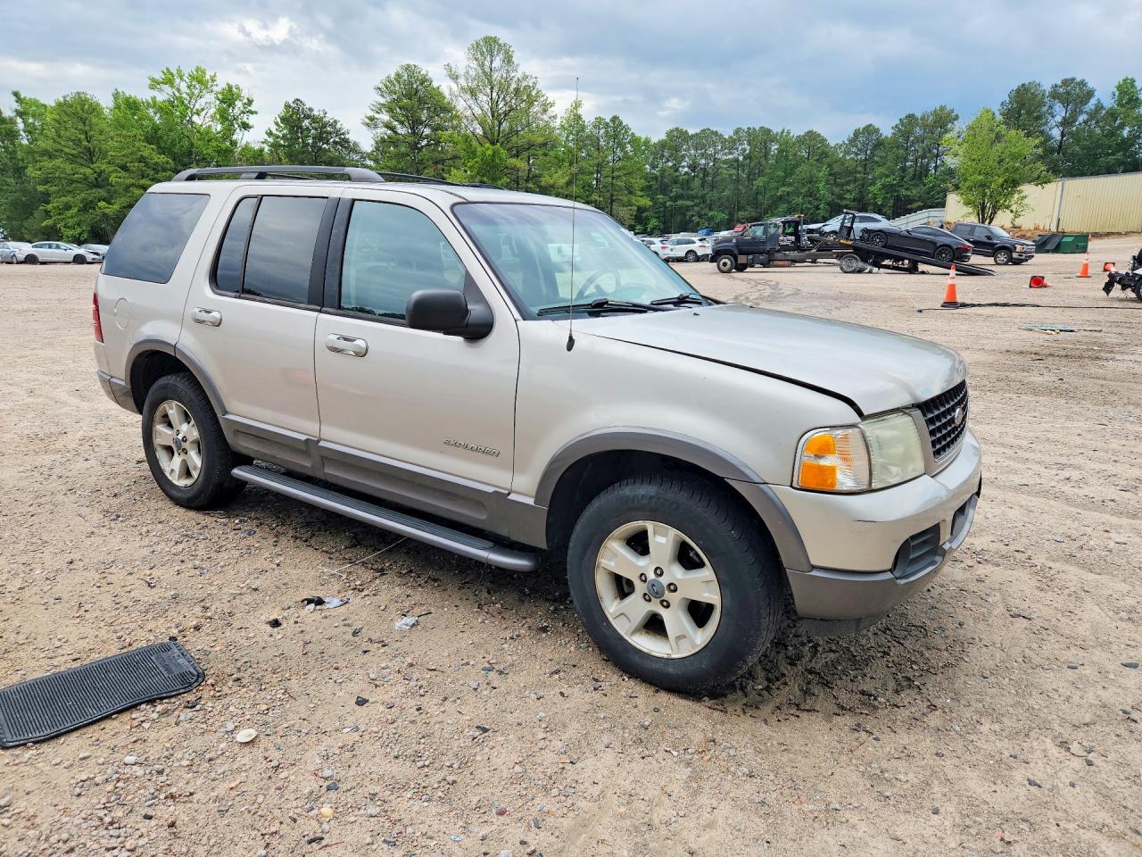 2002 Ford Explorer Xlt Silver vin: 1FMZU73K22UD35088