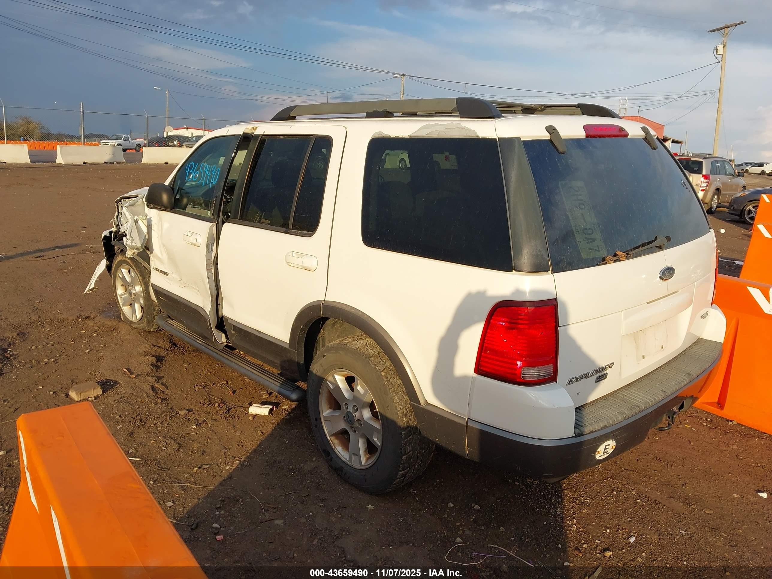 2005 Ford Explorer Xlt/xlt Sport Белый vin: 1FMZU73K35UA09787