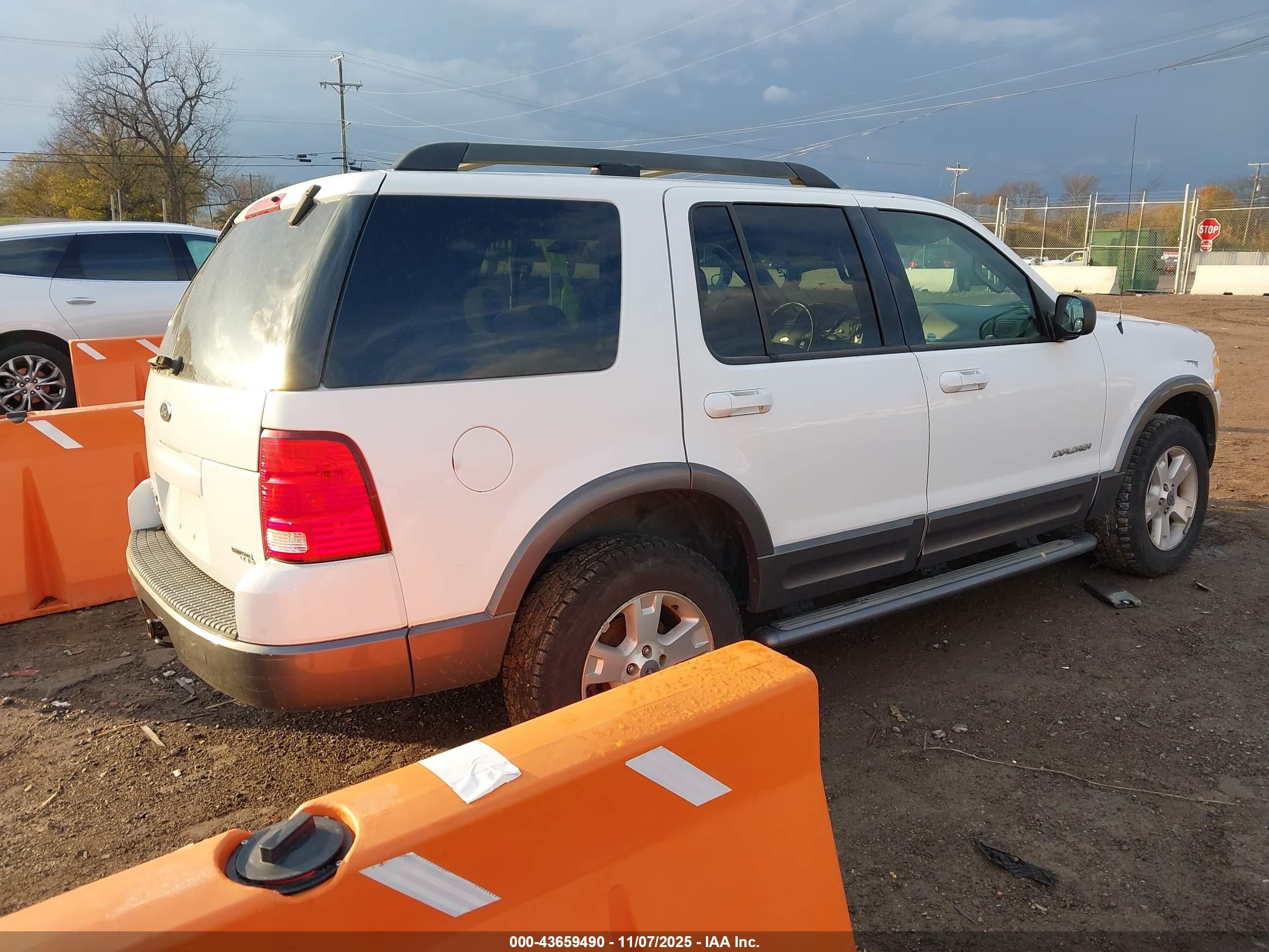 2005 Ford Explorer Xlt/xlt Sport Белый vin: 1FMZU73K35UA09787