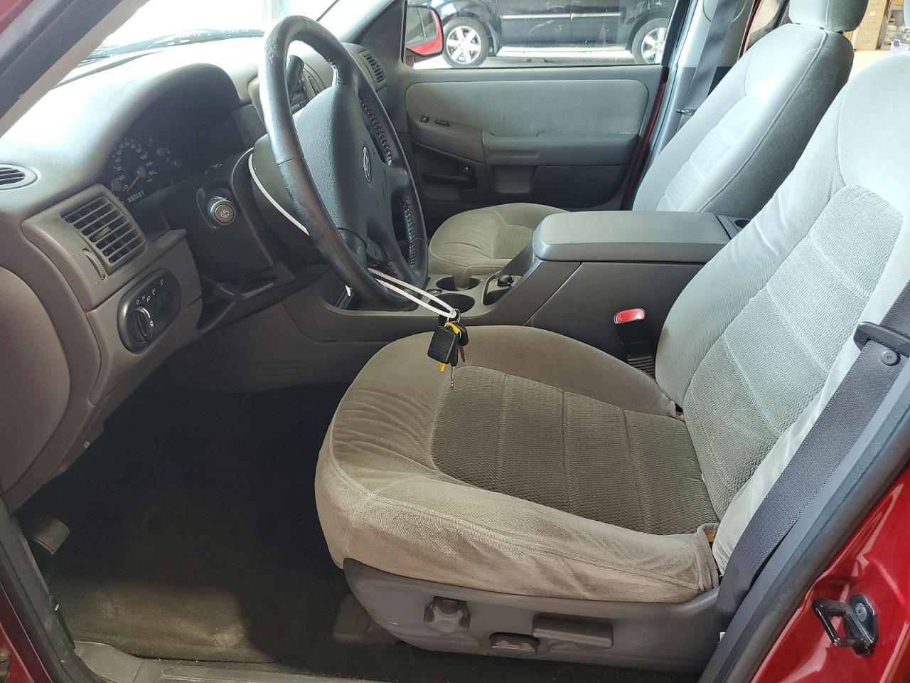 2005 Ford Explorer Xlt Red vin: 1FMZU73K35UB63013