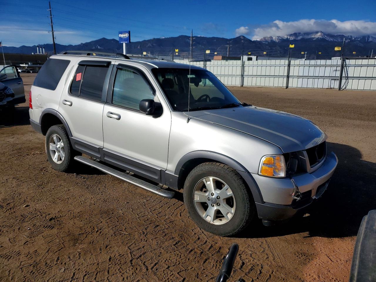 2003 Ford Explorer Xlt Silver vin: 1FMZU73K43ZA22161