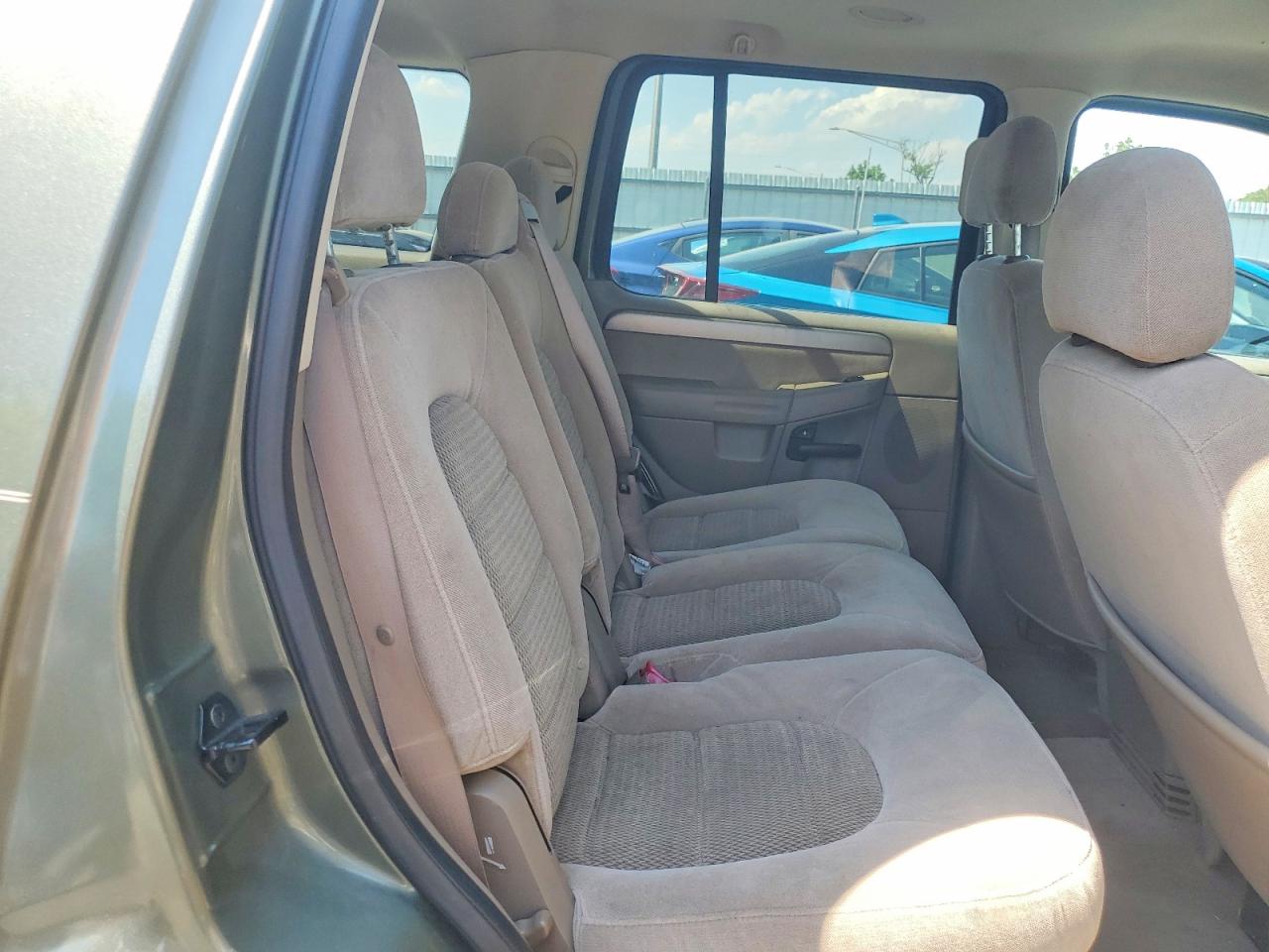 2004 Ford Explorer Green vin: 1FMZU73K54UB00655