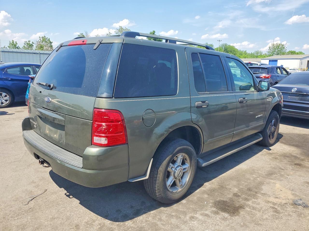 2004 Ford Explorer Green vin: 1FMZU73K54UB00655