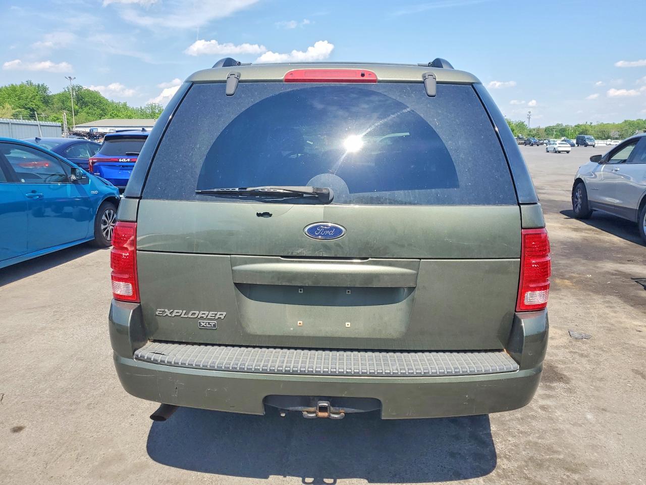 2004 Ford Explorer Green vin: 1FMZU73K54UB00655
