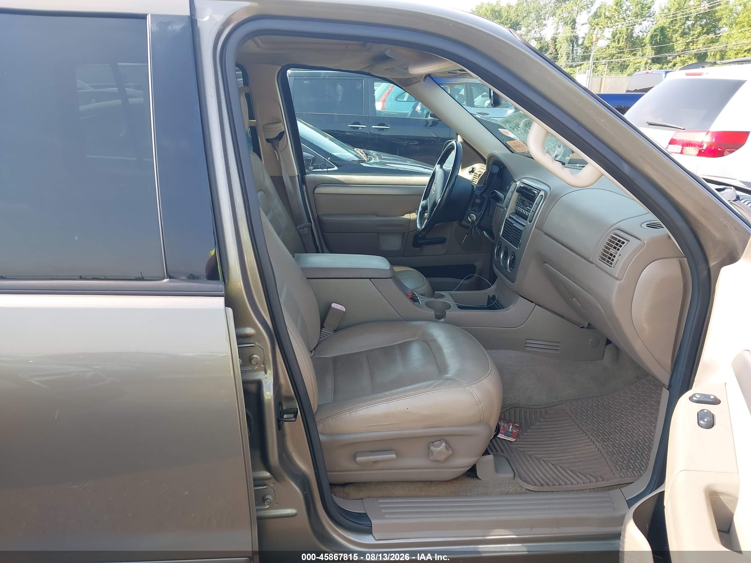 2004 Ford Explorer Nbx/xlt Champagne vin: 1FMZU73K54ZA54893