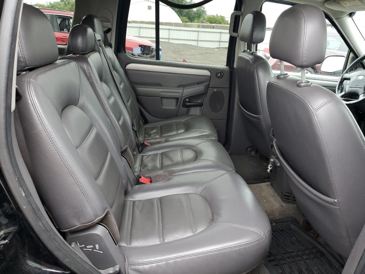 2003 Ford Explorer Black vin: 1FMZU73K63ZB07583