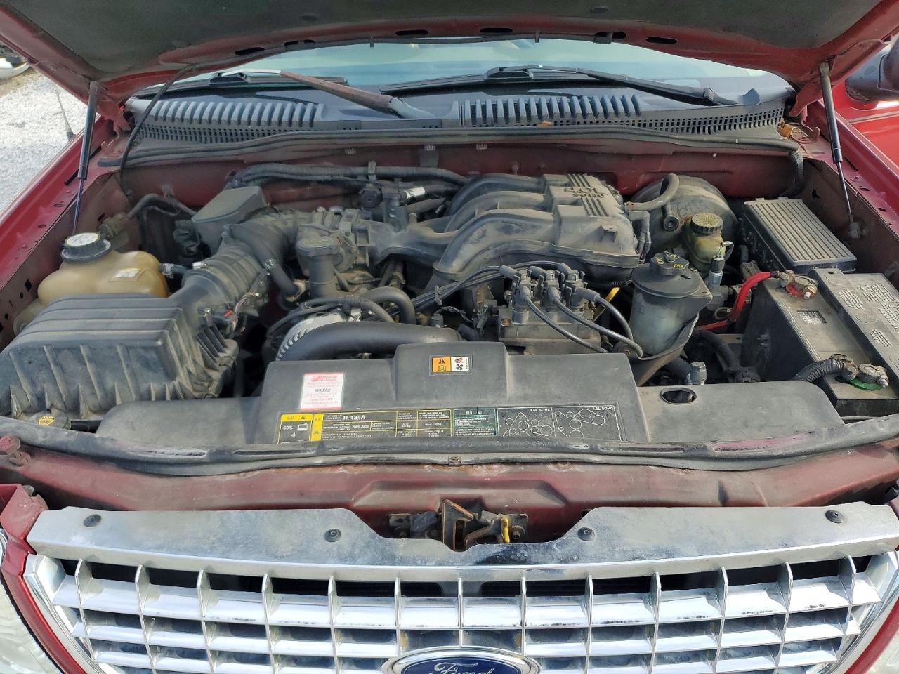2004 Ford Explorer Xlt Red vin: 1FMZU73K64UA07451