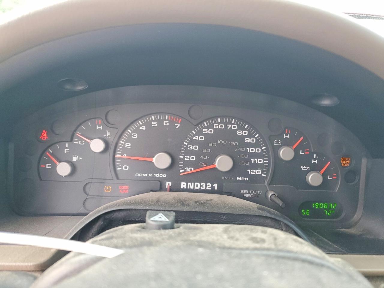 2004 Ford Explorer Xlt Red vin: 1FMZU73K64UA07451