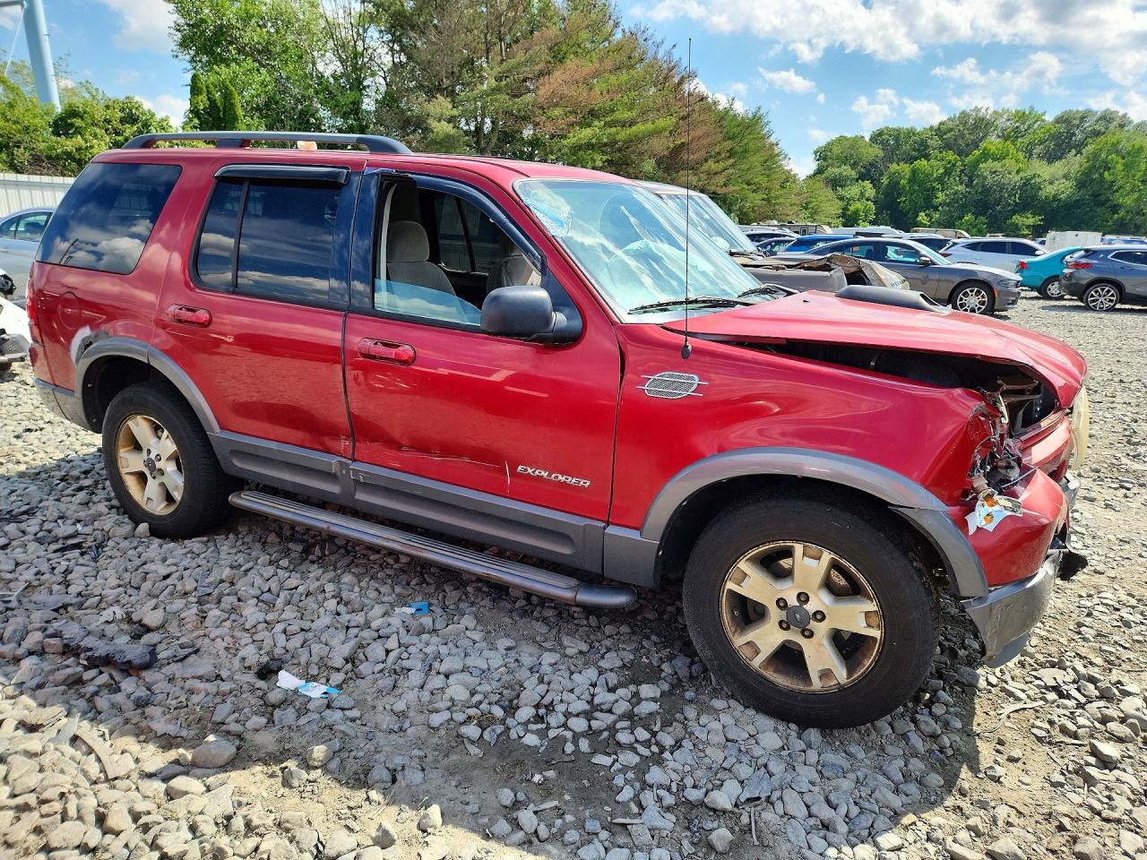 2004 Ford Explorer Xlt Red vin: 1FMZU73K74UC00899