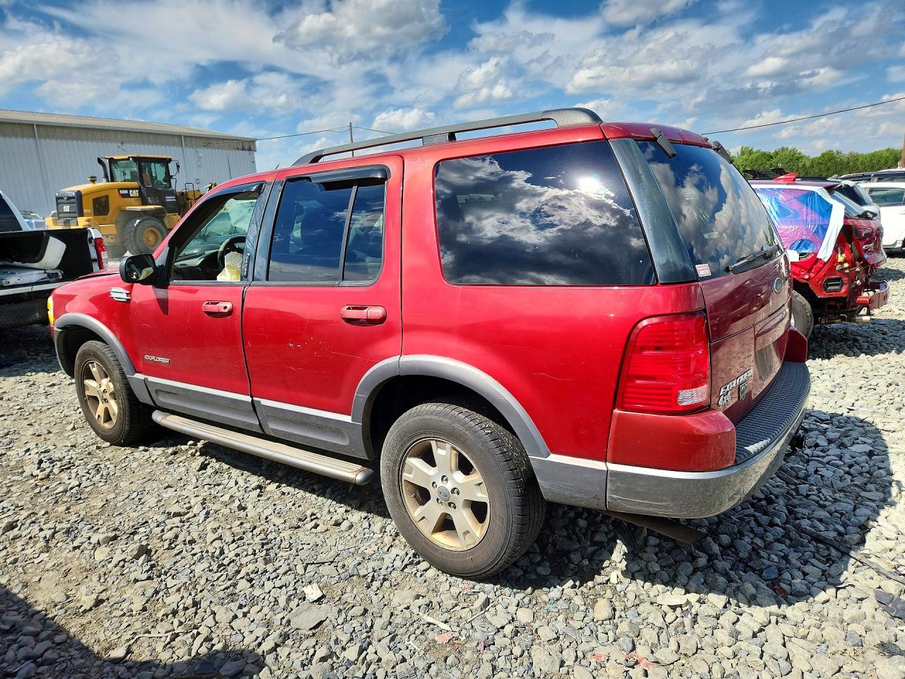 2004 Ford Explorer Xlt Red vin: 1FMZU73K74UC00899