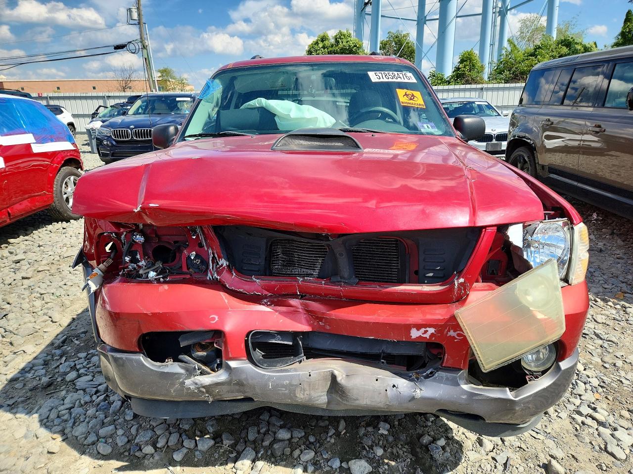 2004 Ford Explorer Xlt Red vin: 1FMZU73K74UC00899