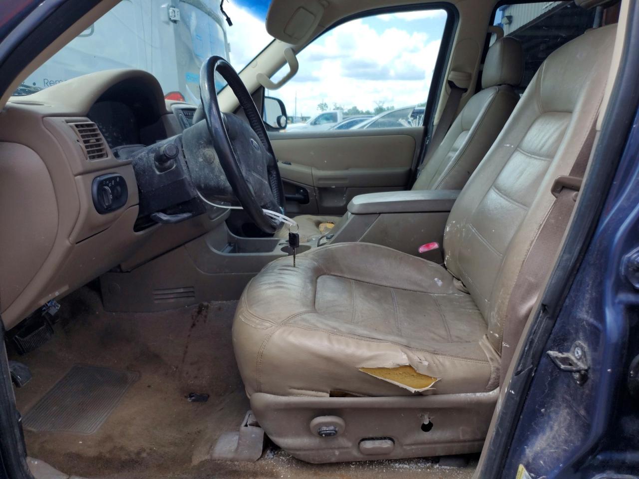 2005 Ford Explorer Xlt Blue vin: 1FMZU73K85UA41103
