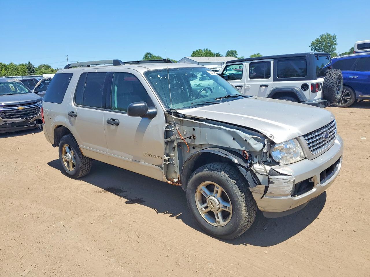 2005 Ford Explorer Xlt Silver vin: 1FMZU73K85UB24143