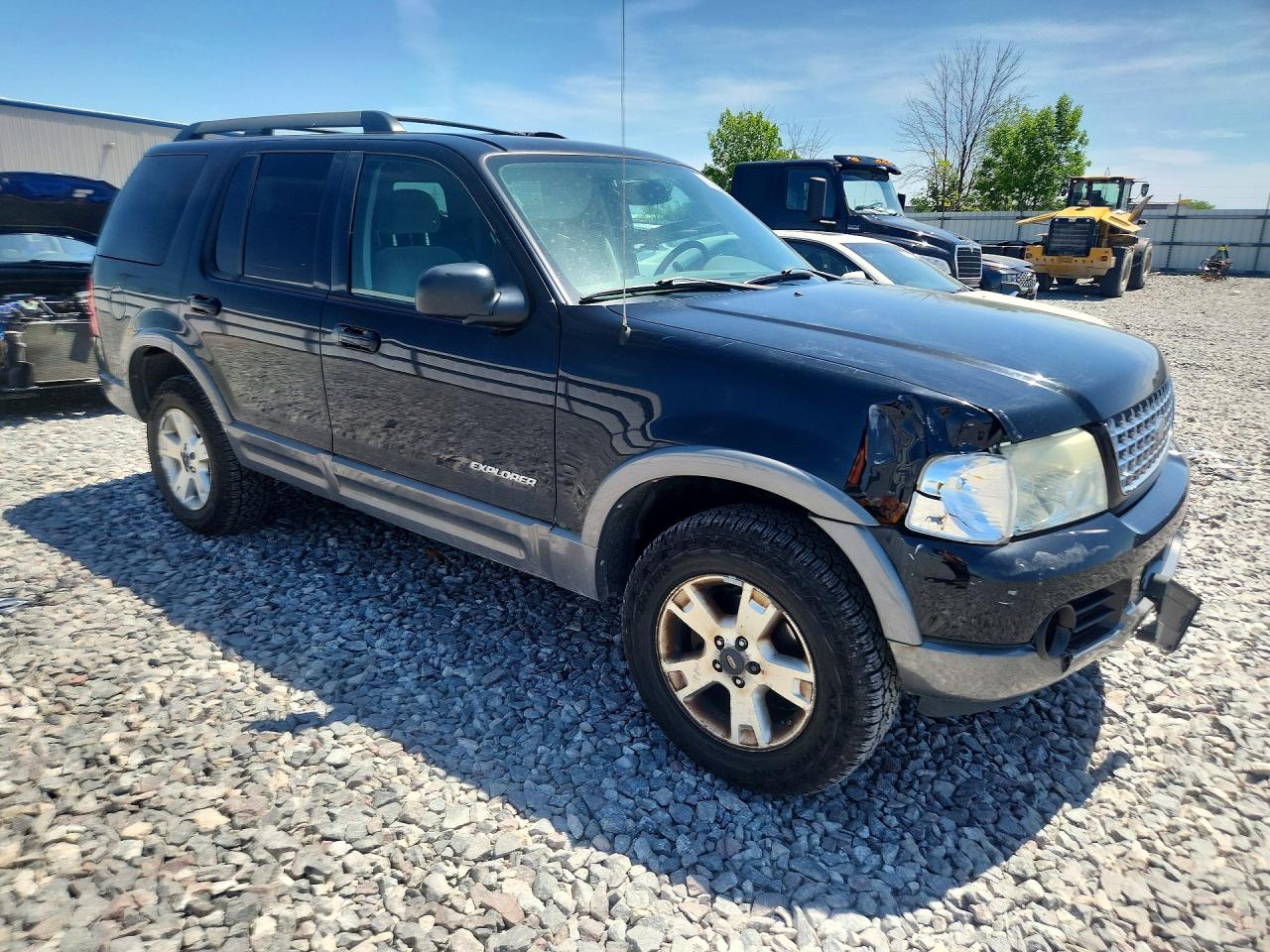 2005 Ford Explorer Xlt Black vin: 1FMZU73K85UB63444