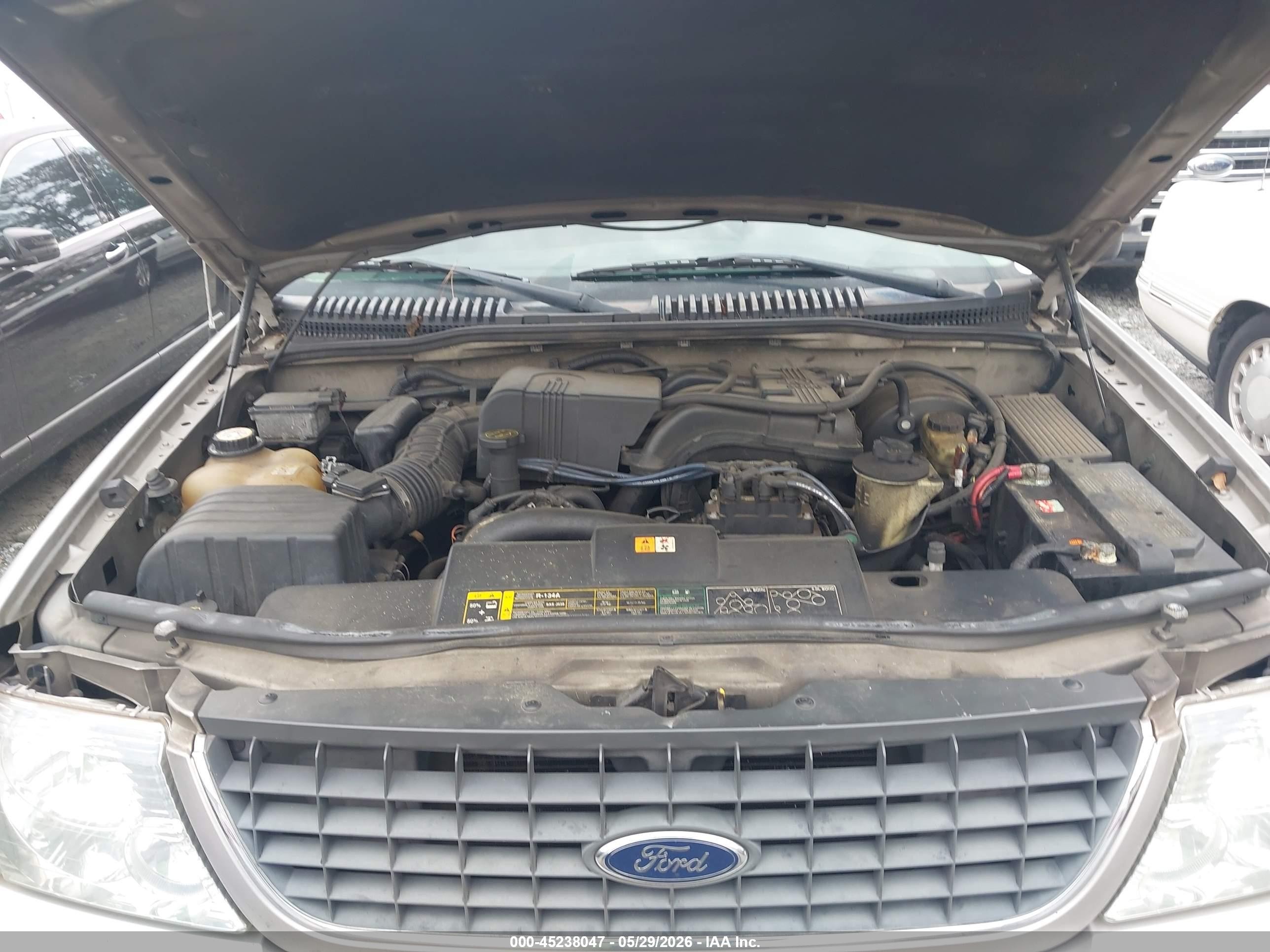 2002 Ford Explorer Xlt Серебряный vin: 1FMZU73K92UD32401
