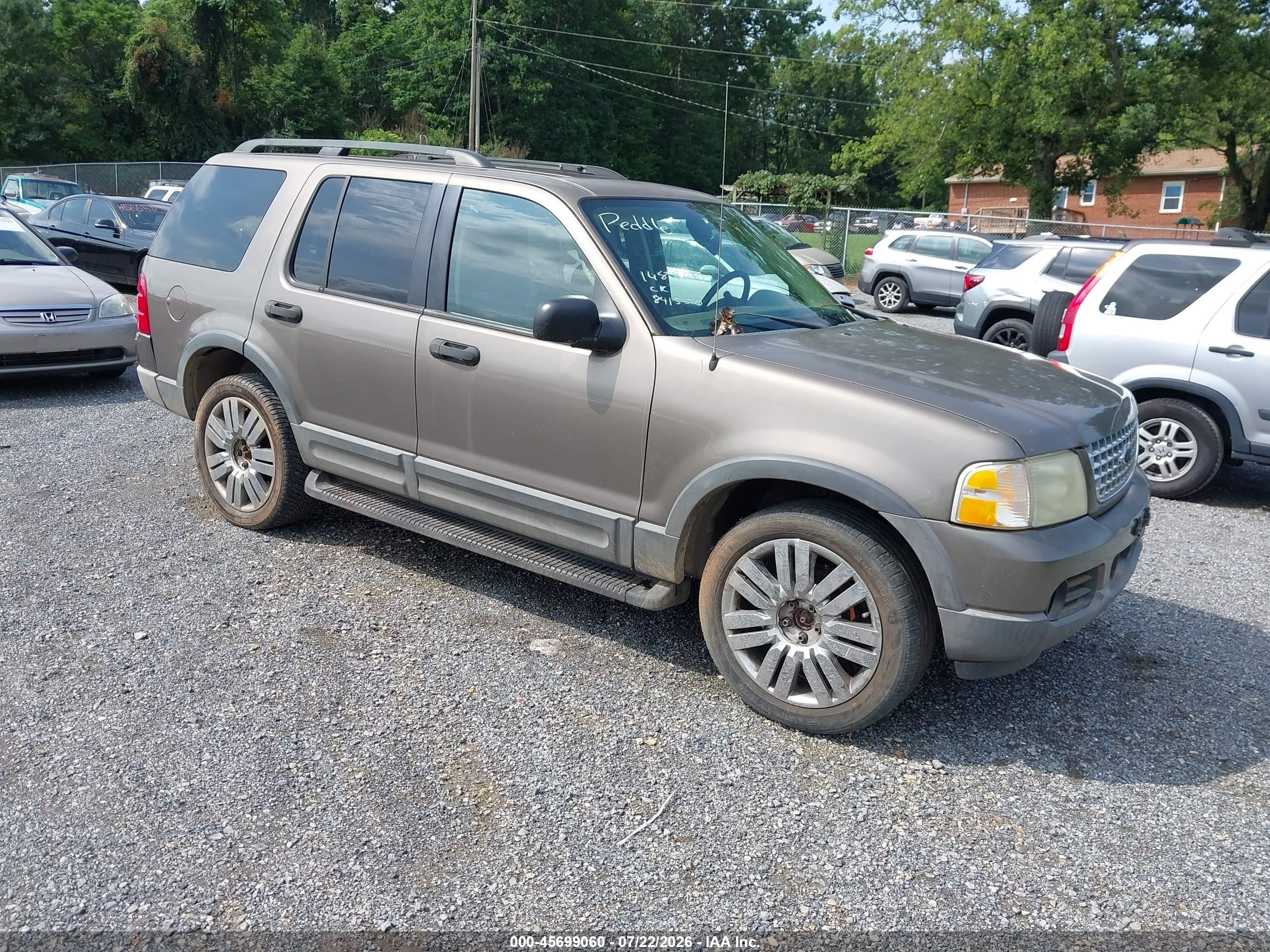 2003 Ford Explorer Nbx/xlt Gold vin: 1FMZU73K93UA15008