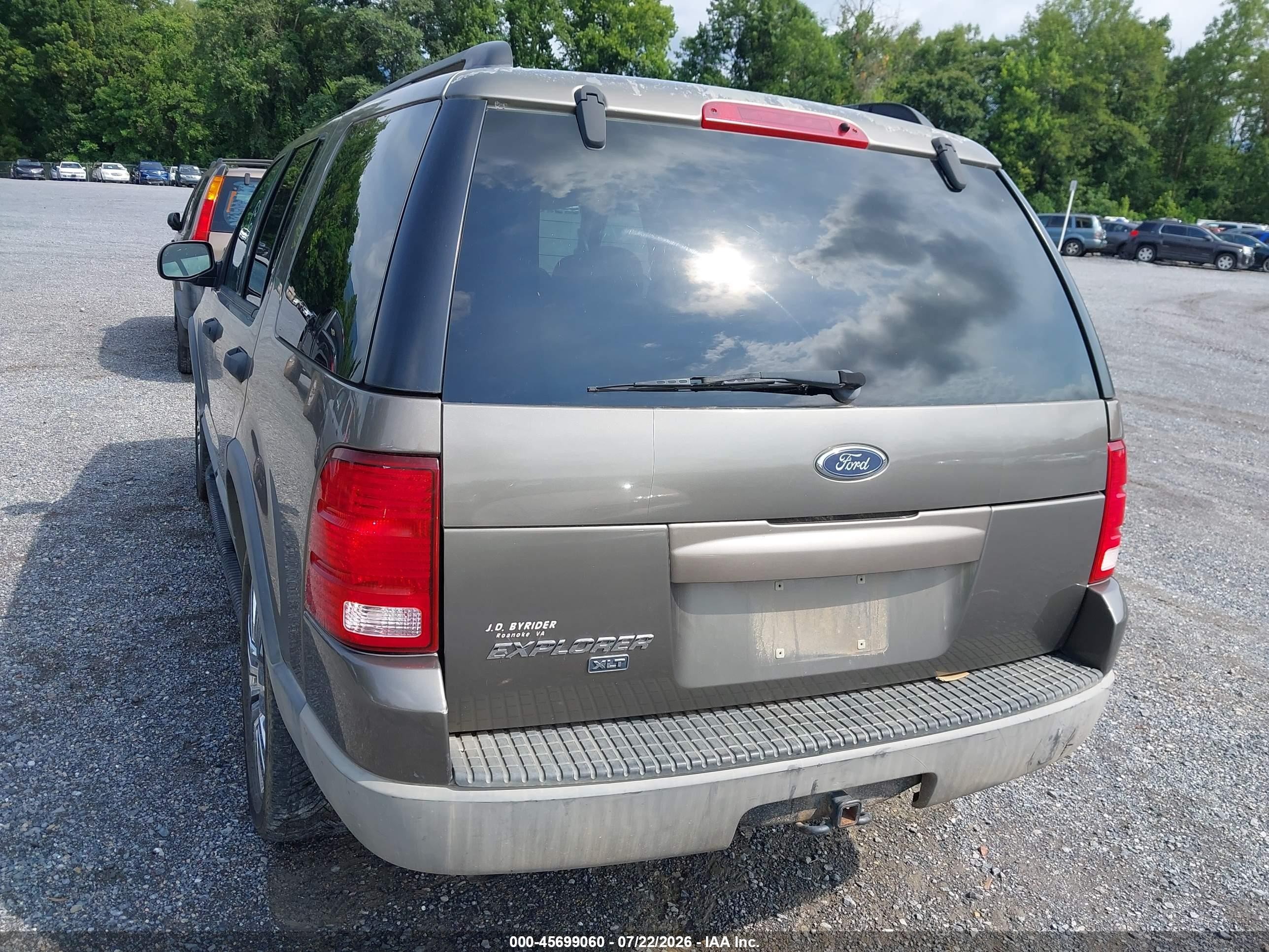 2003 Ford Explorer Nbx/xlt Gold vin: 1FMZU73K93UA15008