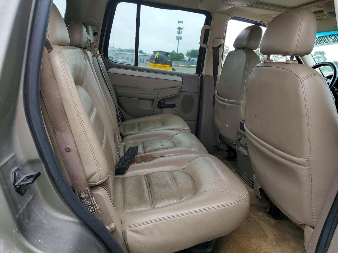 2003 Ford Explorer Xlt Brown vin: 1FMZU73KX3ZB14147