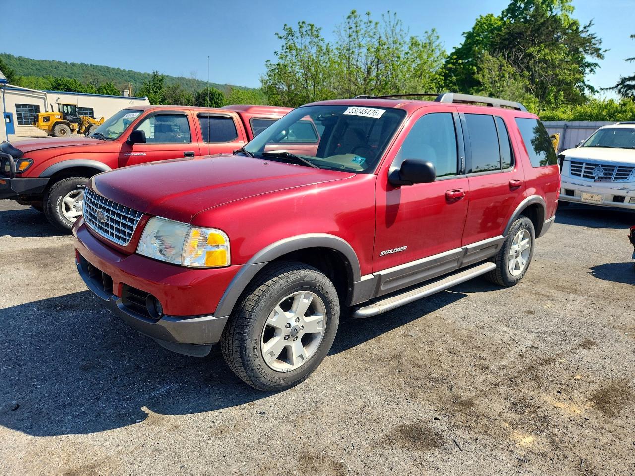 2005 Ford Explorer Red vin: 1FMZU73W05UB25922