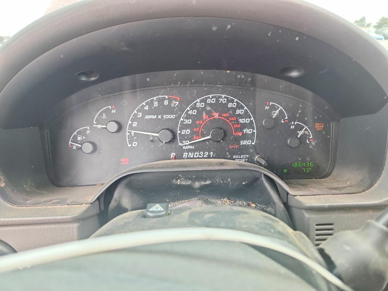 2002 Ford Explorer Xlt Красный vin: 1FMZU73W52ZB31262