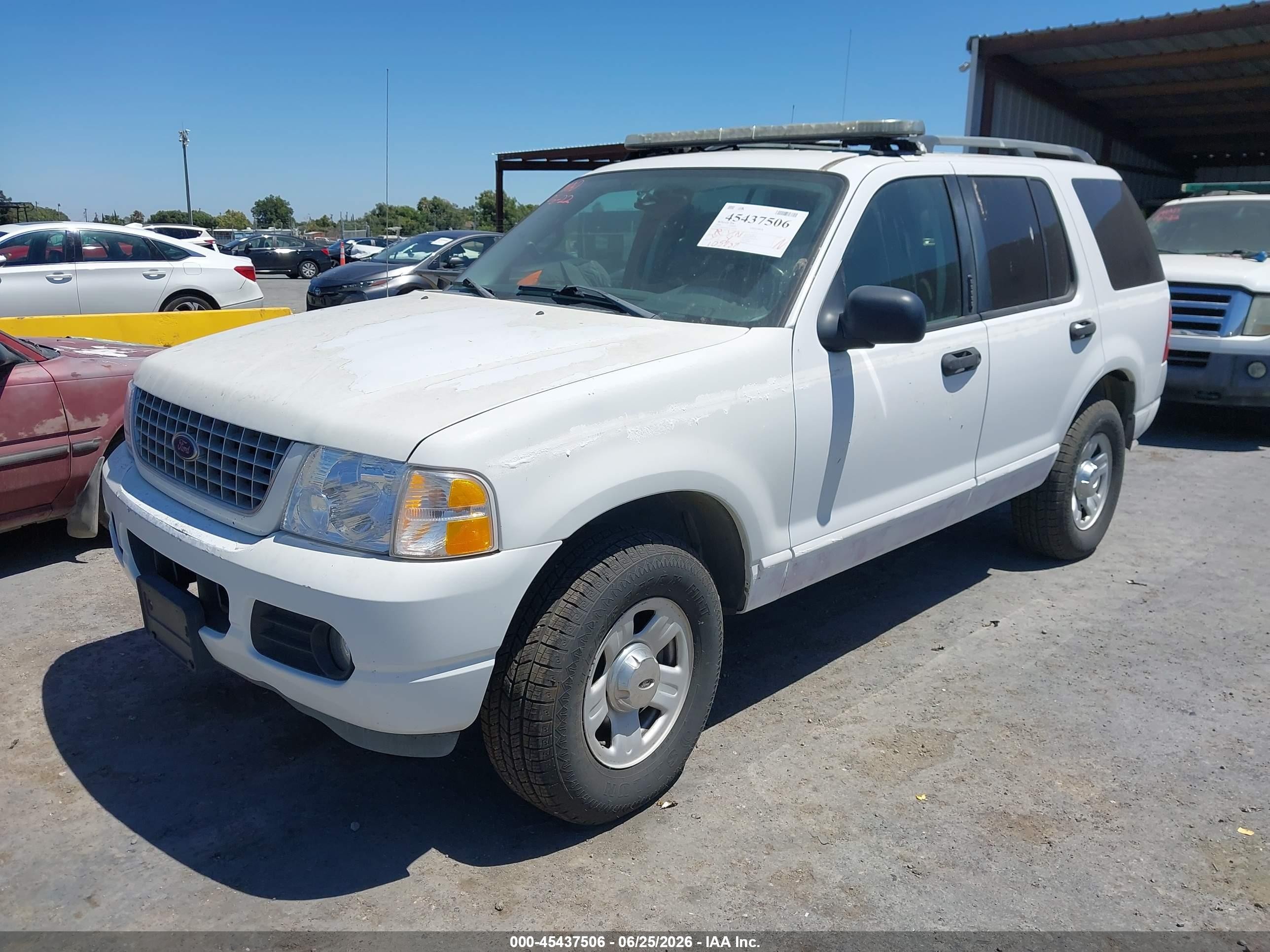 2004 Ford Explorer Nbx/xlt White vin: 1FMZU73W74ZA61718