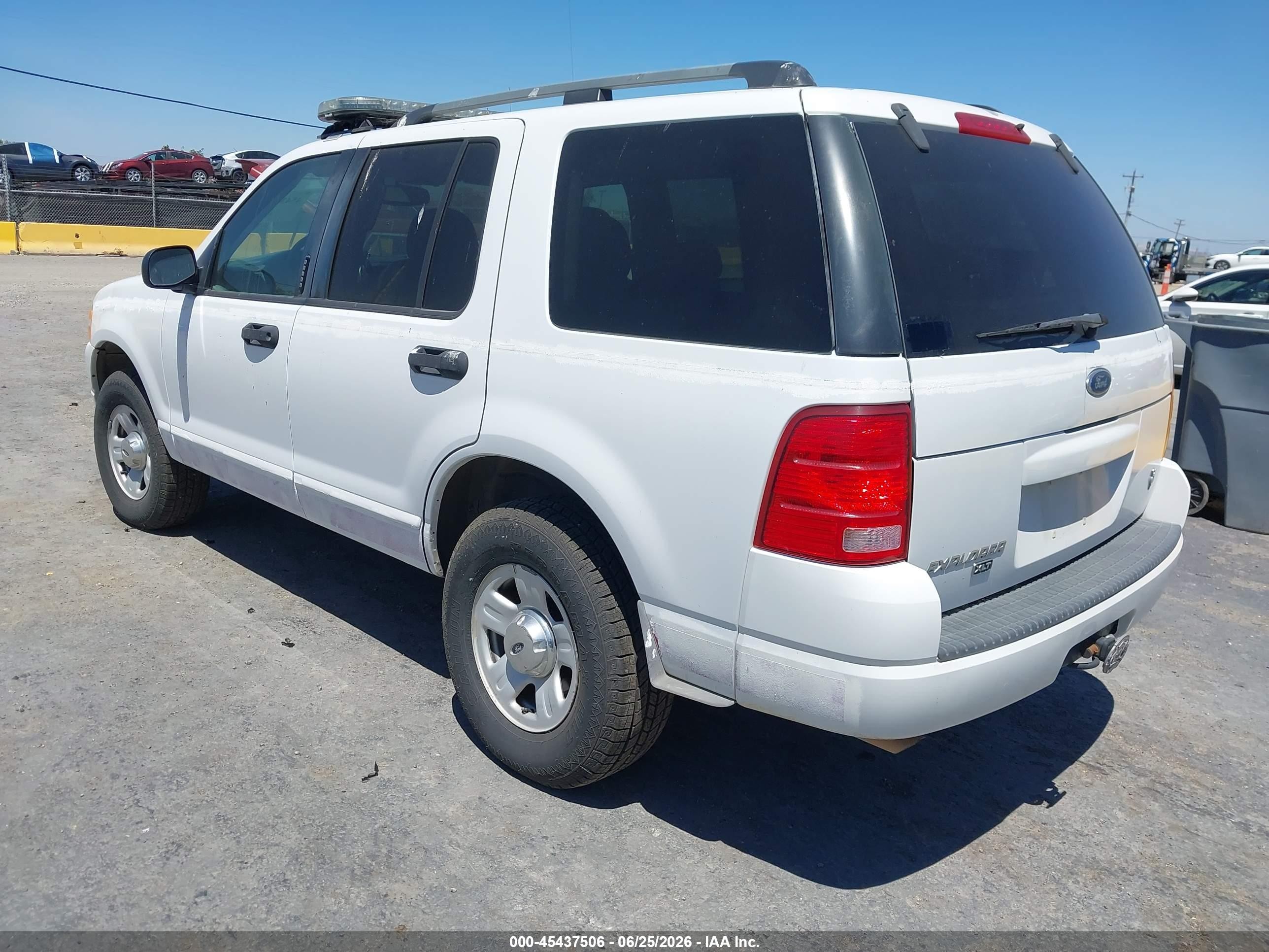 2004 Ford Explorer Nbx/xlt White vin: 1FMZU73W74ZA61718