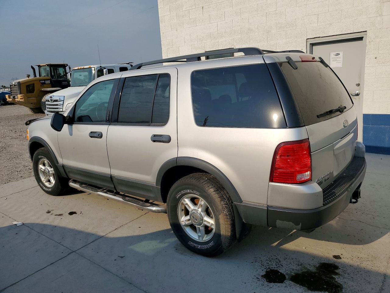 2003 Ford Explorer Xlt Silver vin: 1FMZU73W83ZB39860