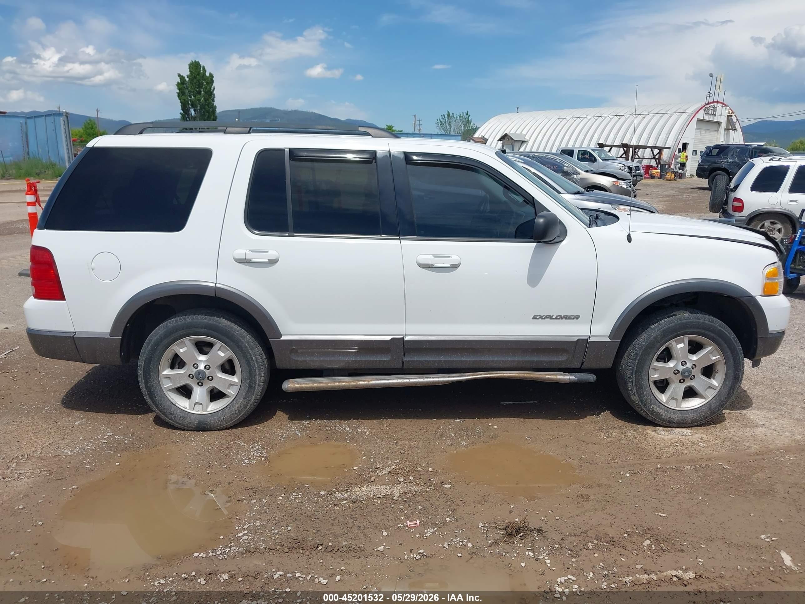 2004 Ford Explorer Nbx/xlt White vin: 1FMZU73WX4ZB15478