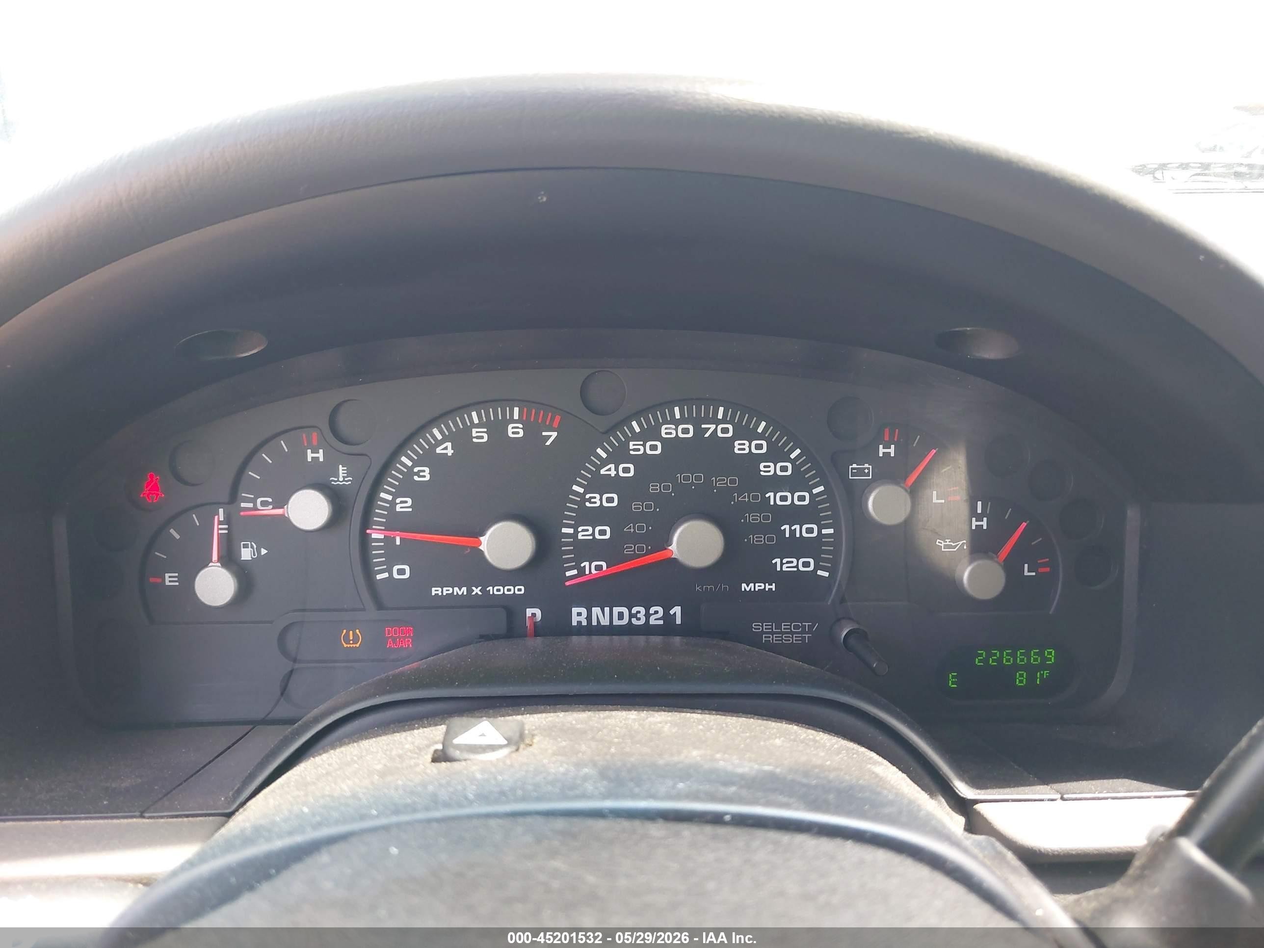 2004 Ford Explorer Nbx/xlt White vin: 1FMZU73WX4ZB15478