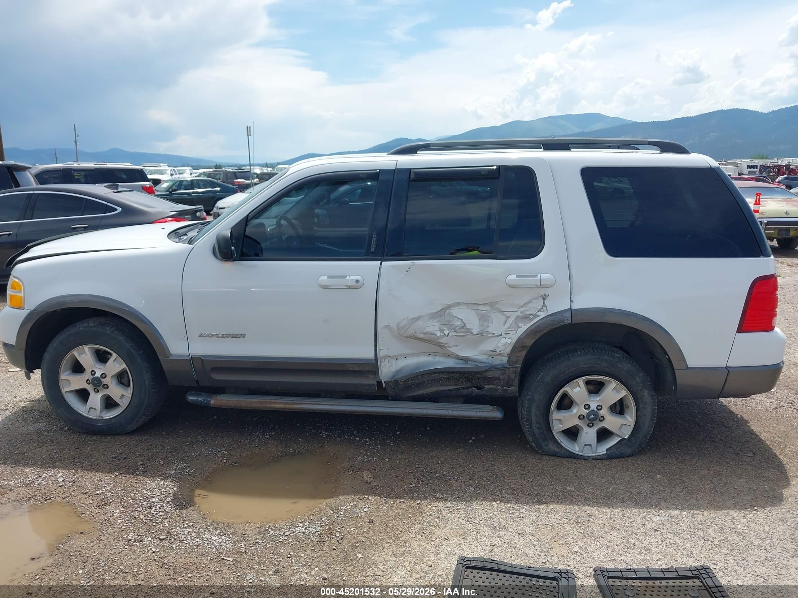 2004 Ford Explorer Nbx/xlt White vin: 1FMZU73WX4ZB15478