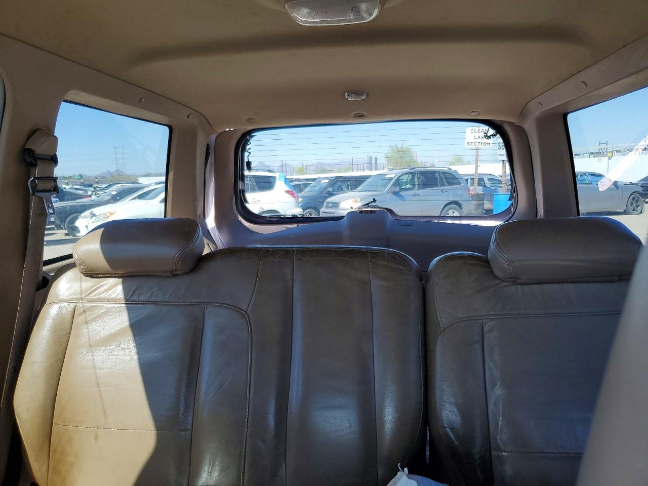 2000 Ford Explorer Eddie Bauer White vin: 1FMZU74E1YZB74155