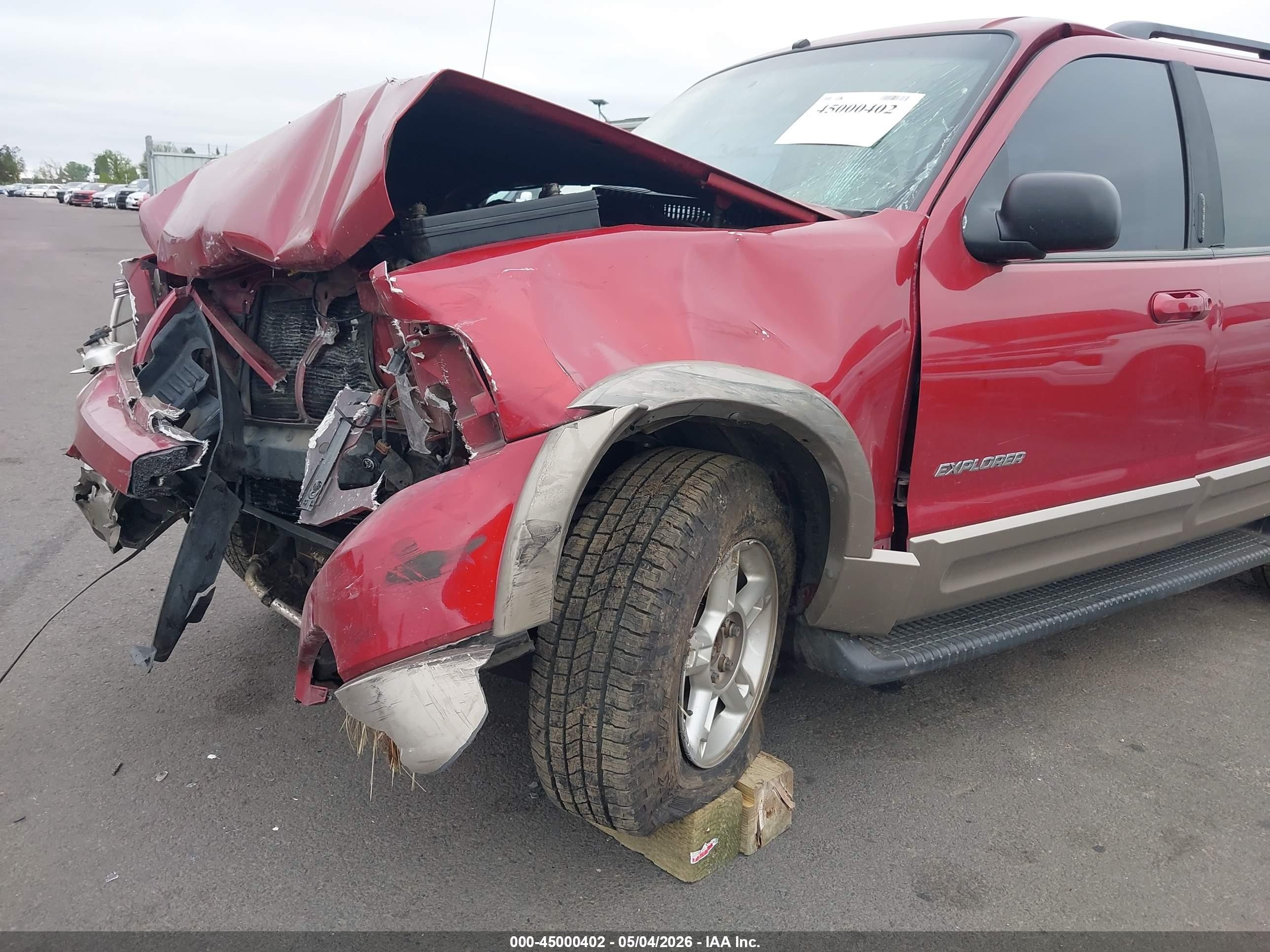2002 Ford Explorer Eddie Bauer Красный vin: 1FMZU74EX2ZA47007