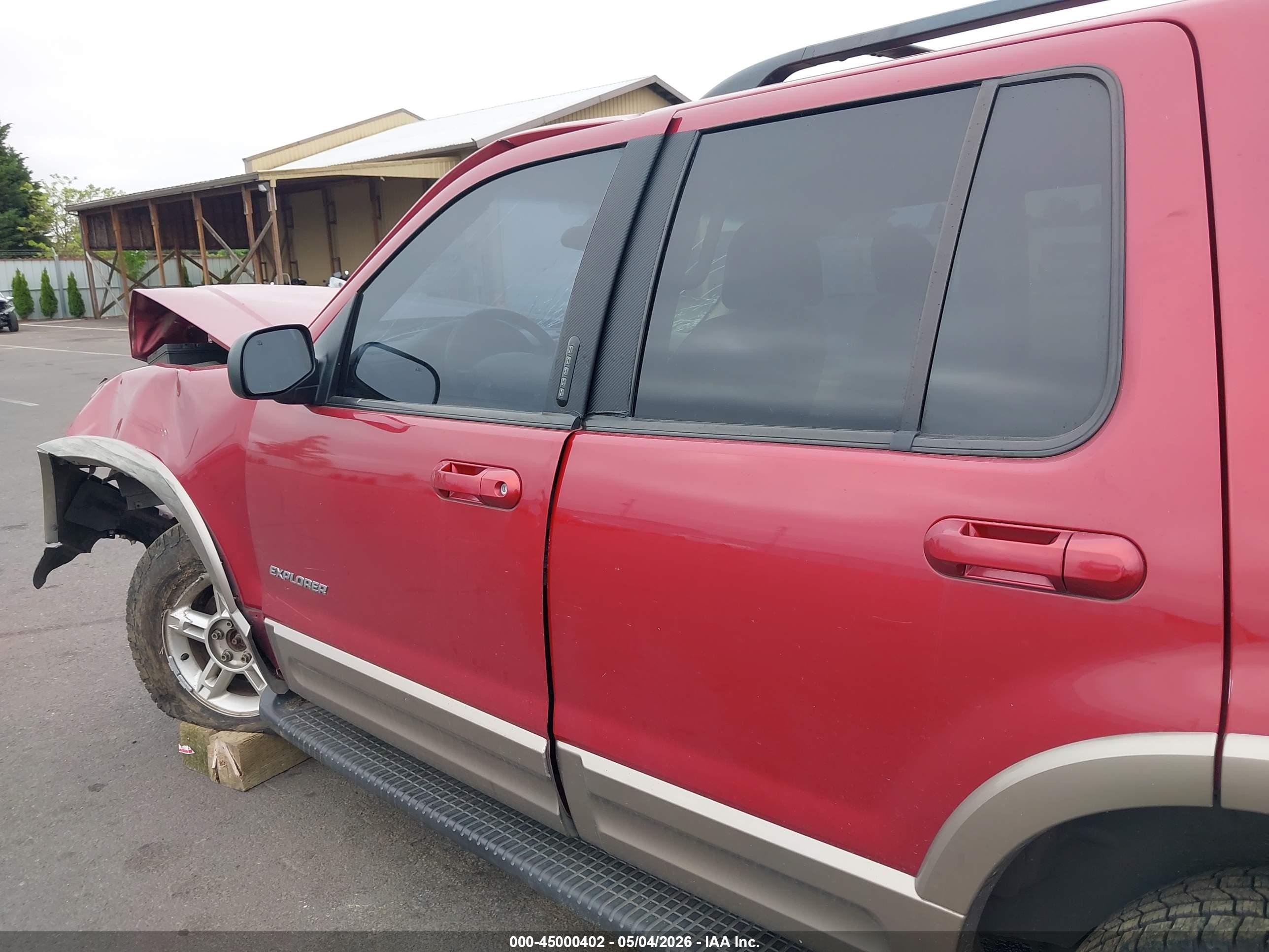 2002 Ford Explorer Eddie Bauer Красный vin: 1FMZU74EX2ZA47007