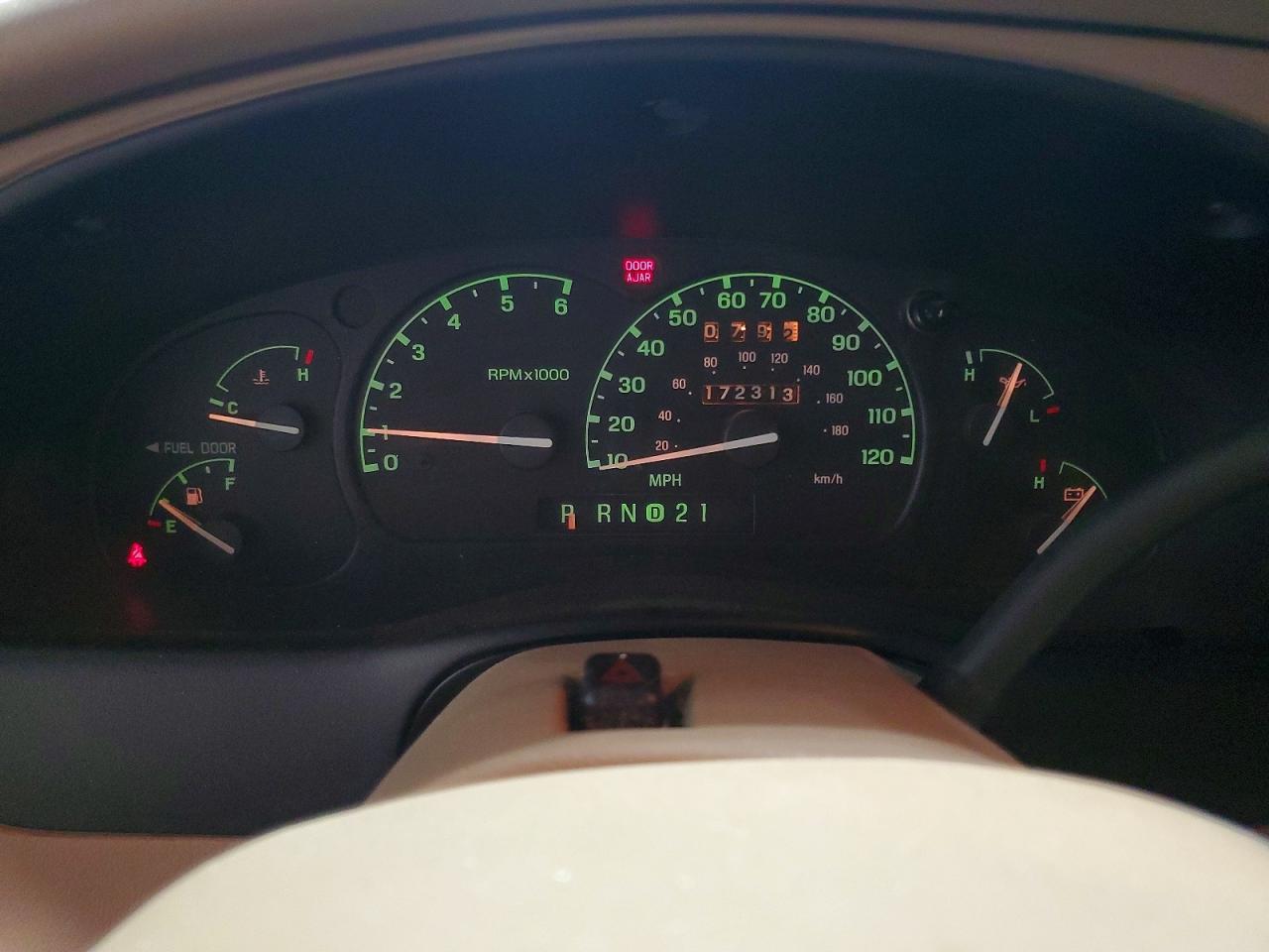 2000 Ford Explorer Eddie Bauer Темно-бордовый vin: 1FMZU74EXYZA88732