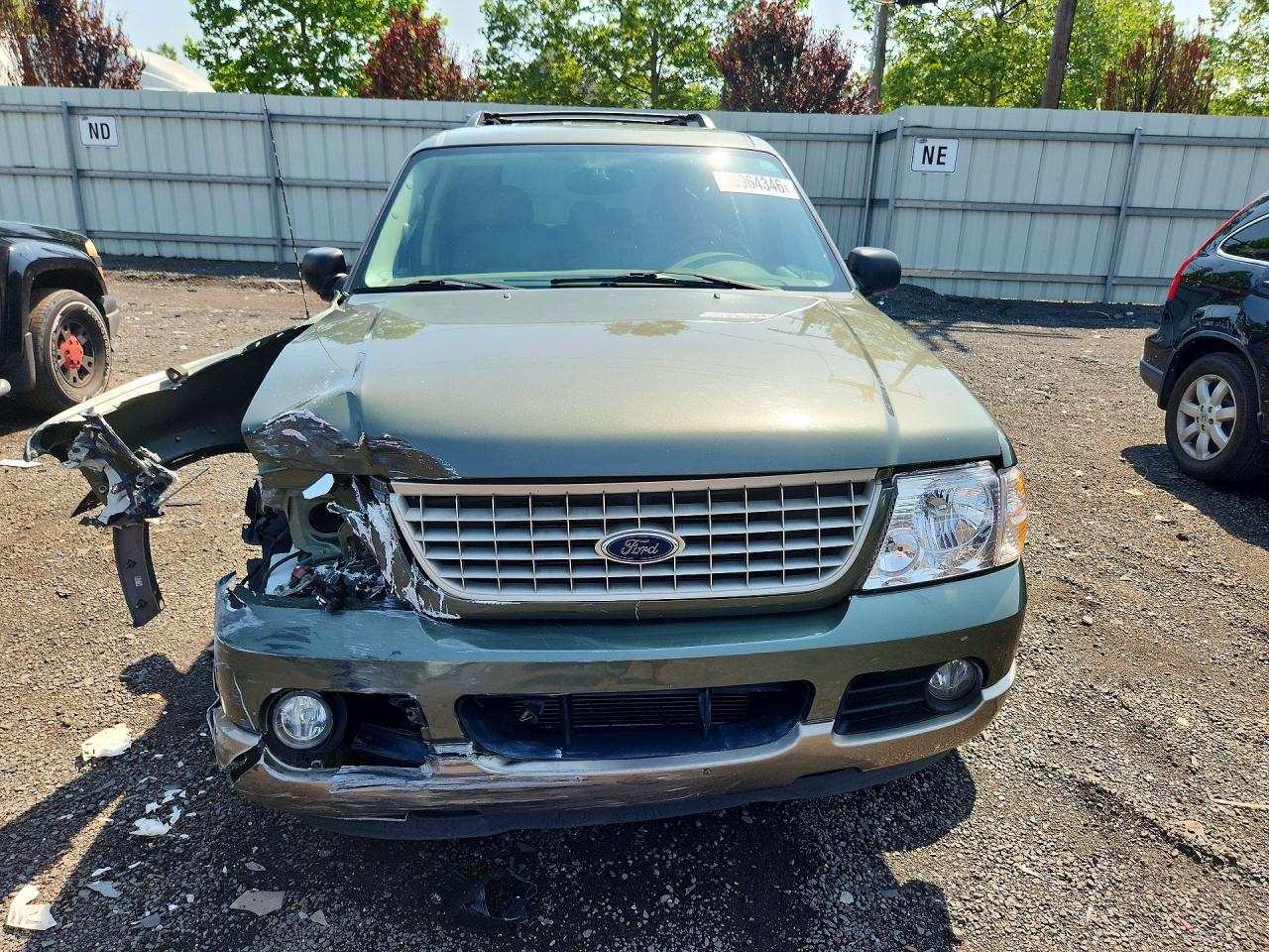 2004 Ford Explorer Eddie Bauer Green vin: 1FMZU74K44UC04925